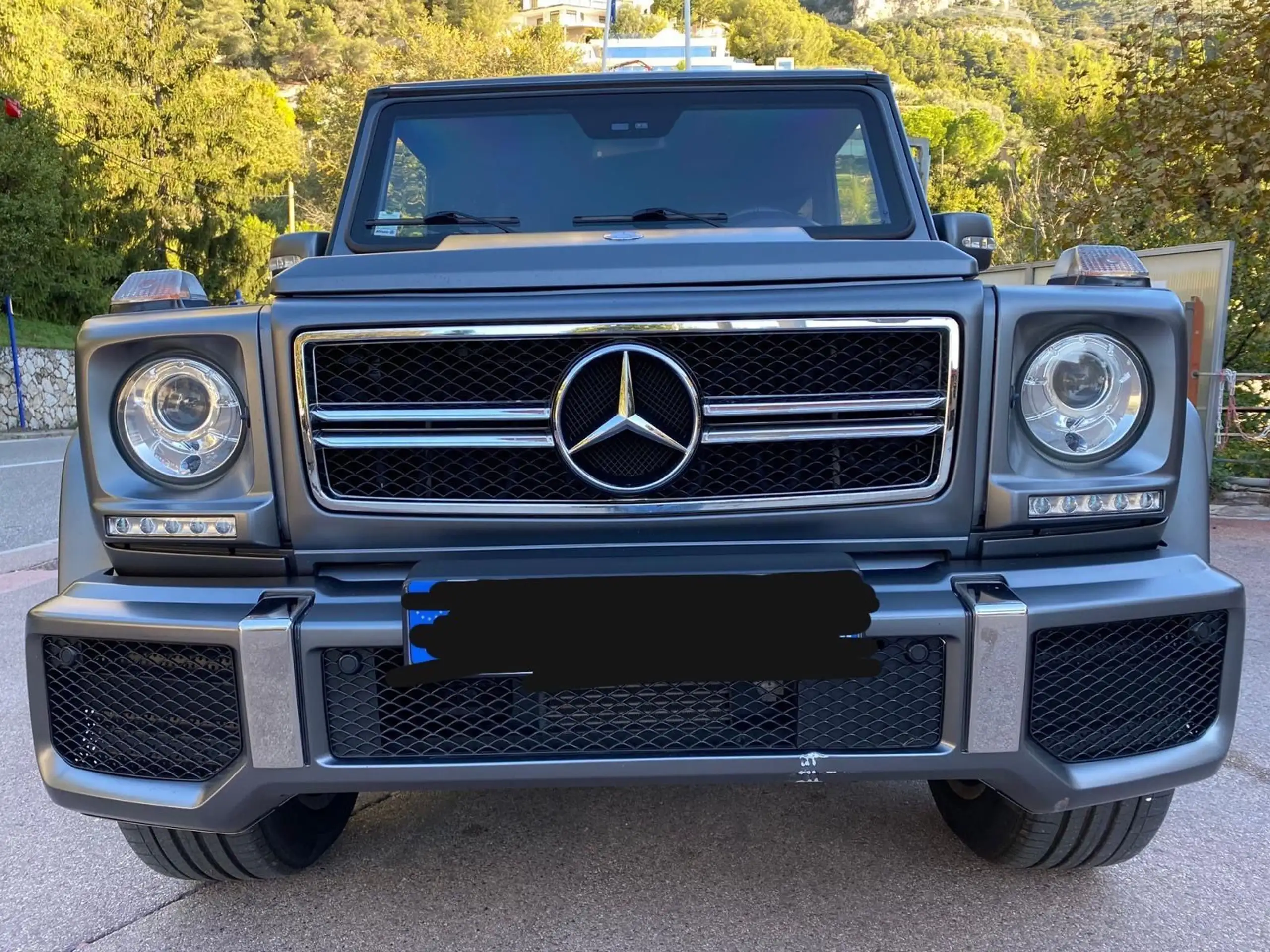 Mercedes-Benz - G 500