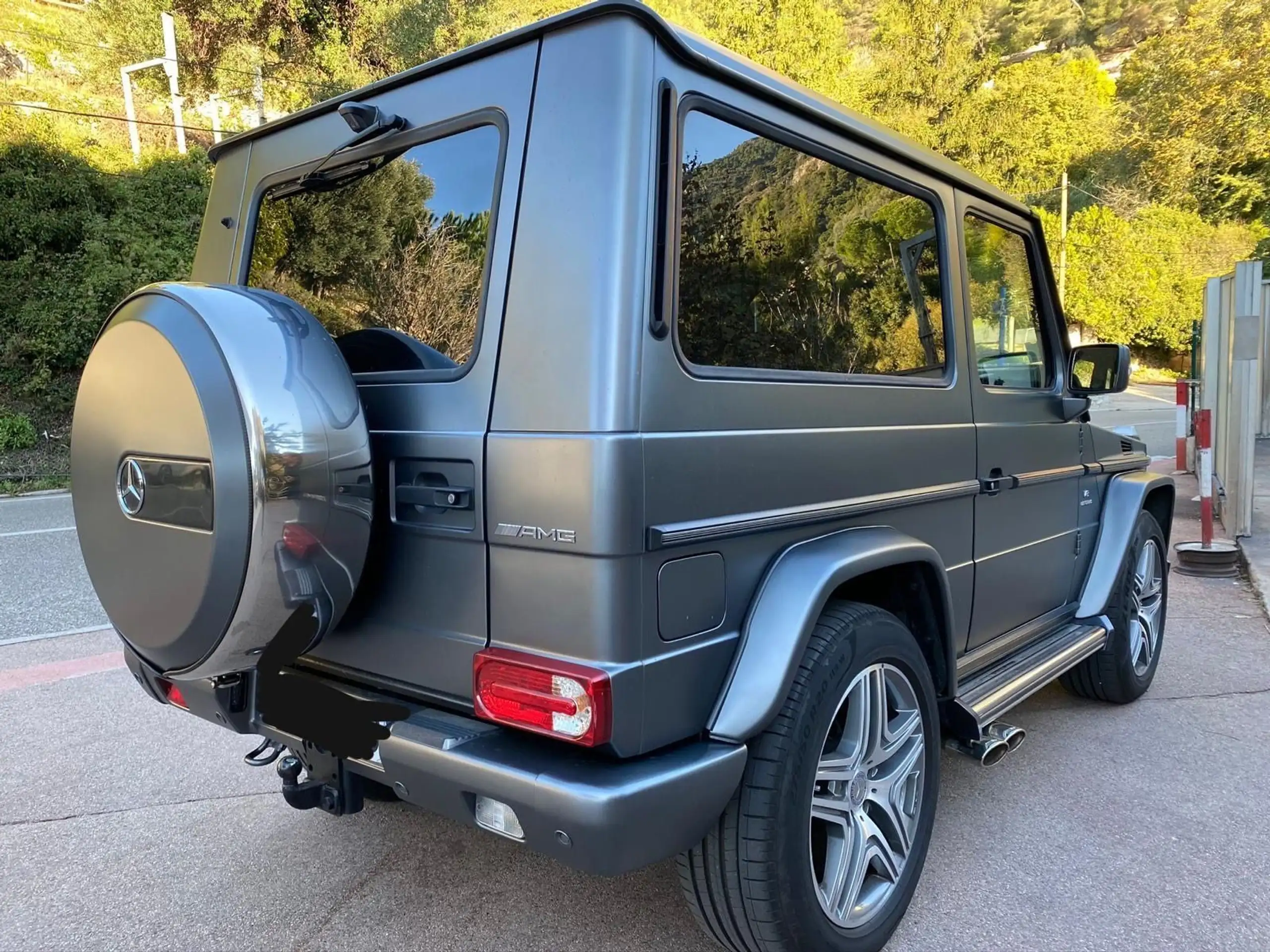 Mercedes-Benz - G 500