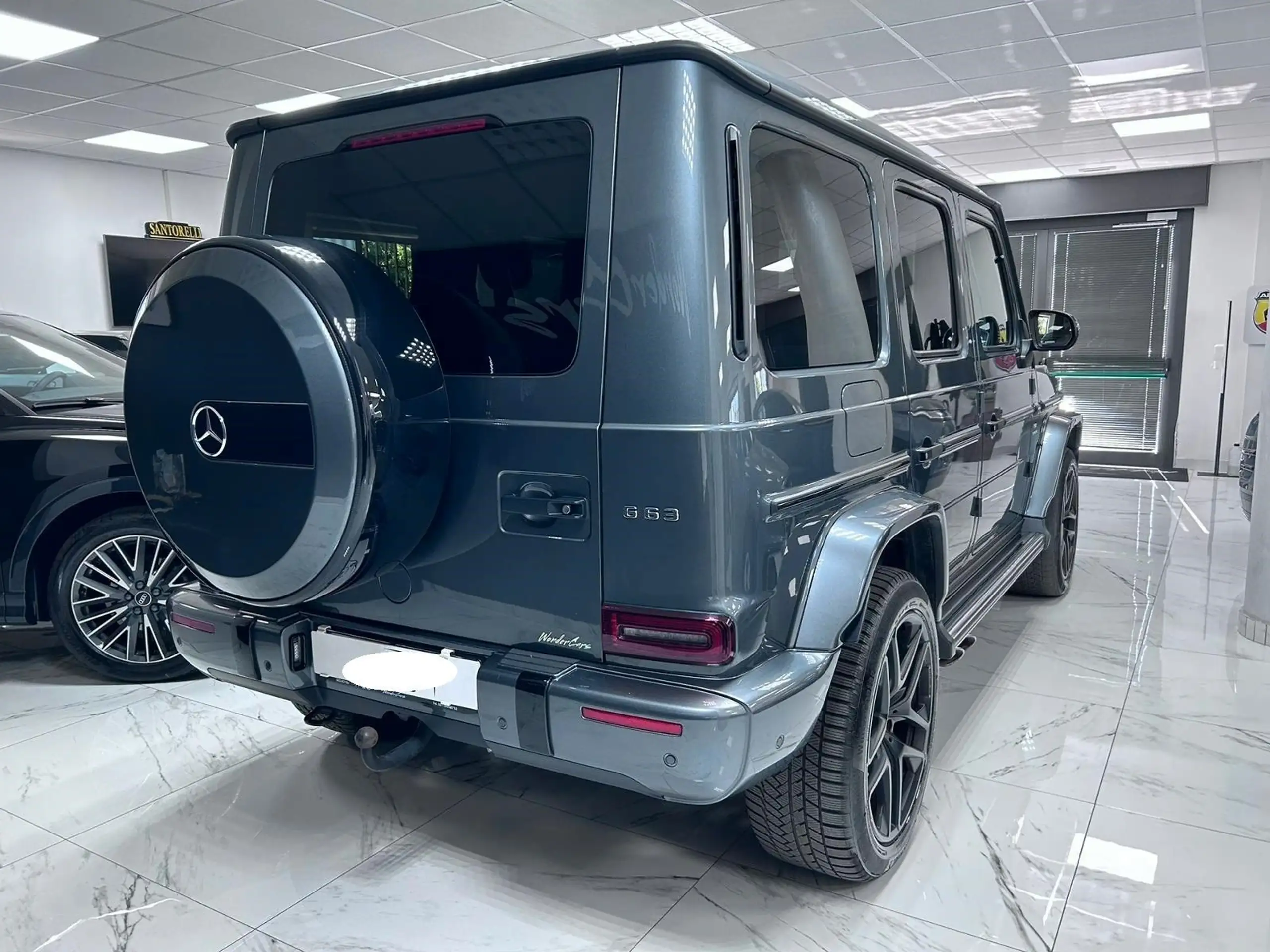 Mercedes-Benz - G 63 AMG