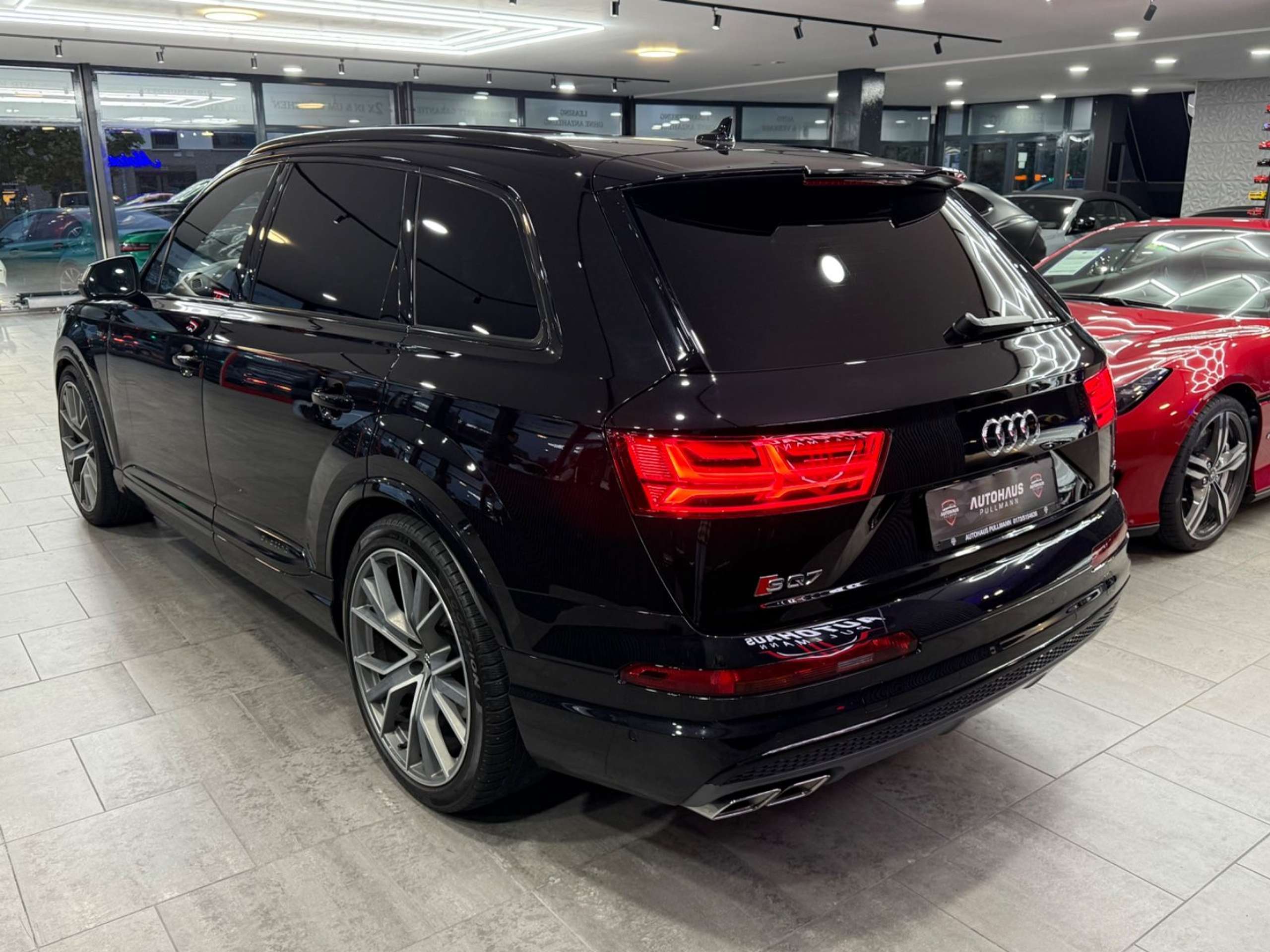 Audi - SQ7