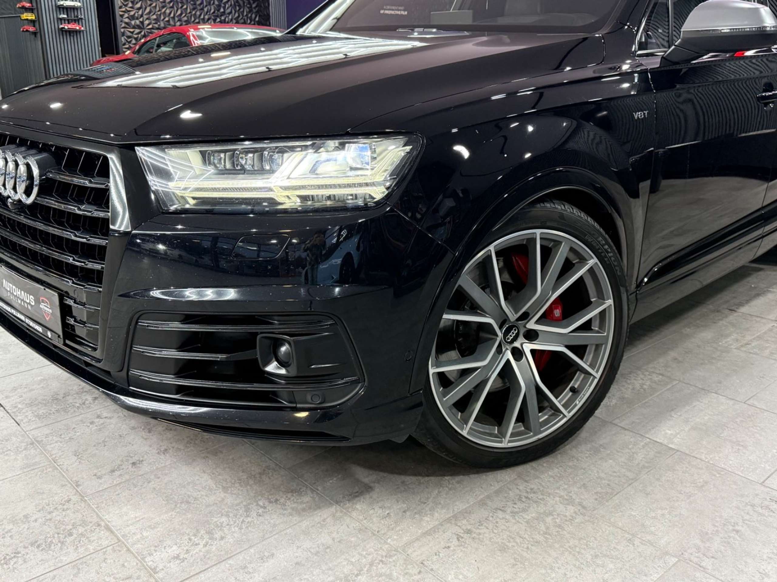 Audi - SQ7