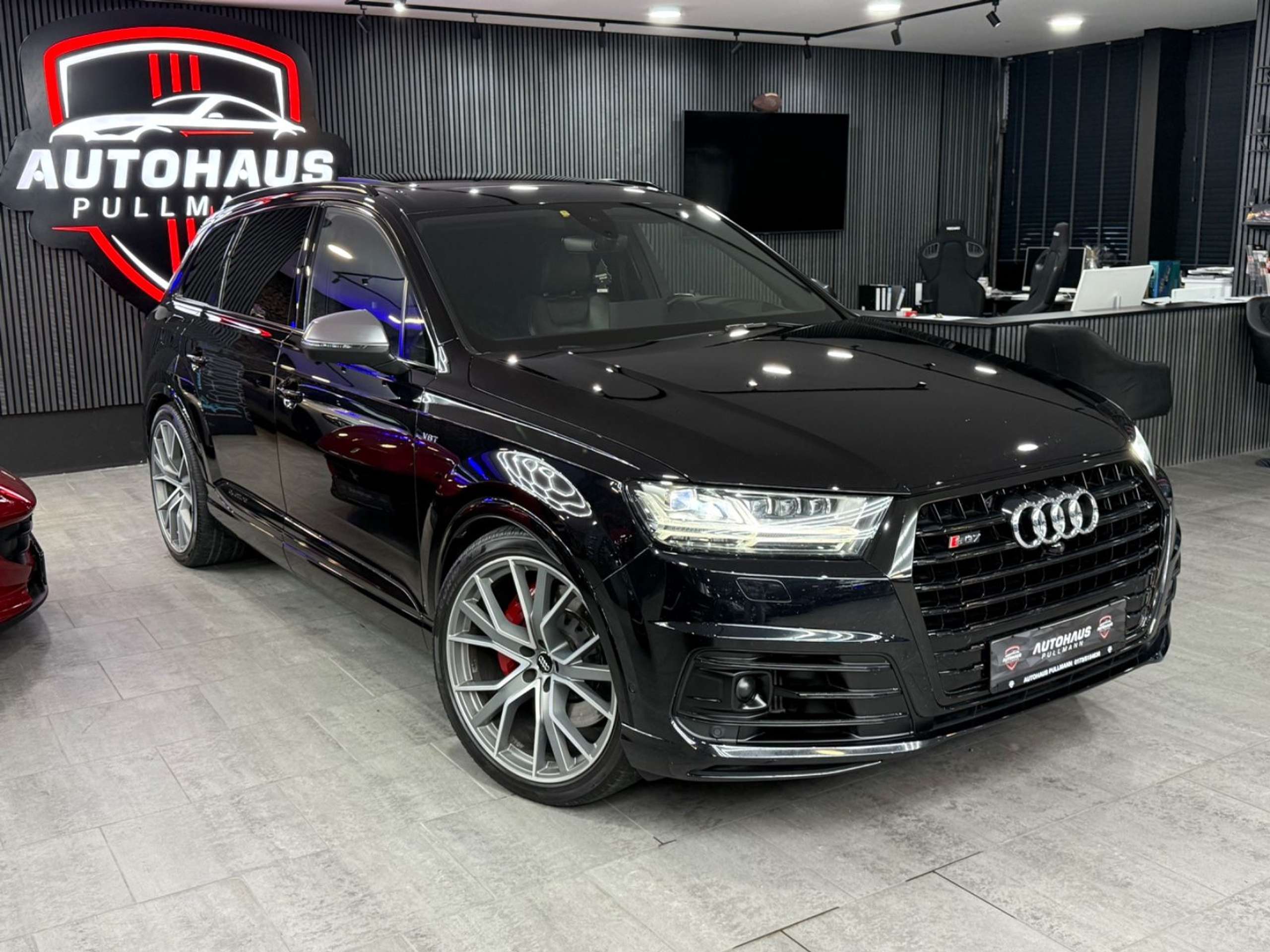 Audi - SQ7