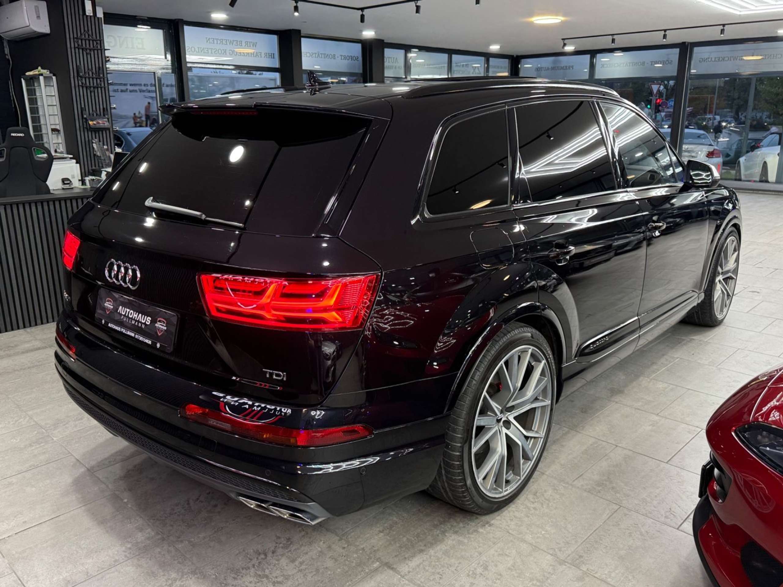 Audi - SQ7