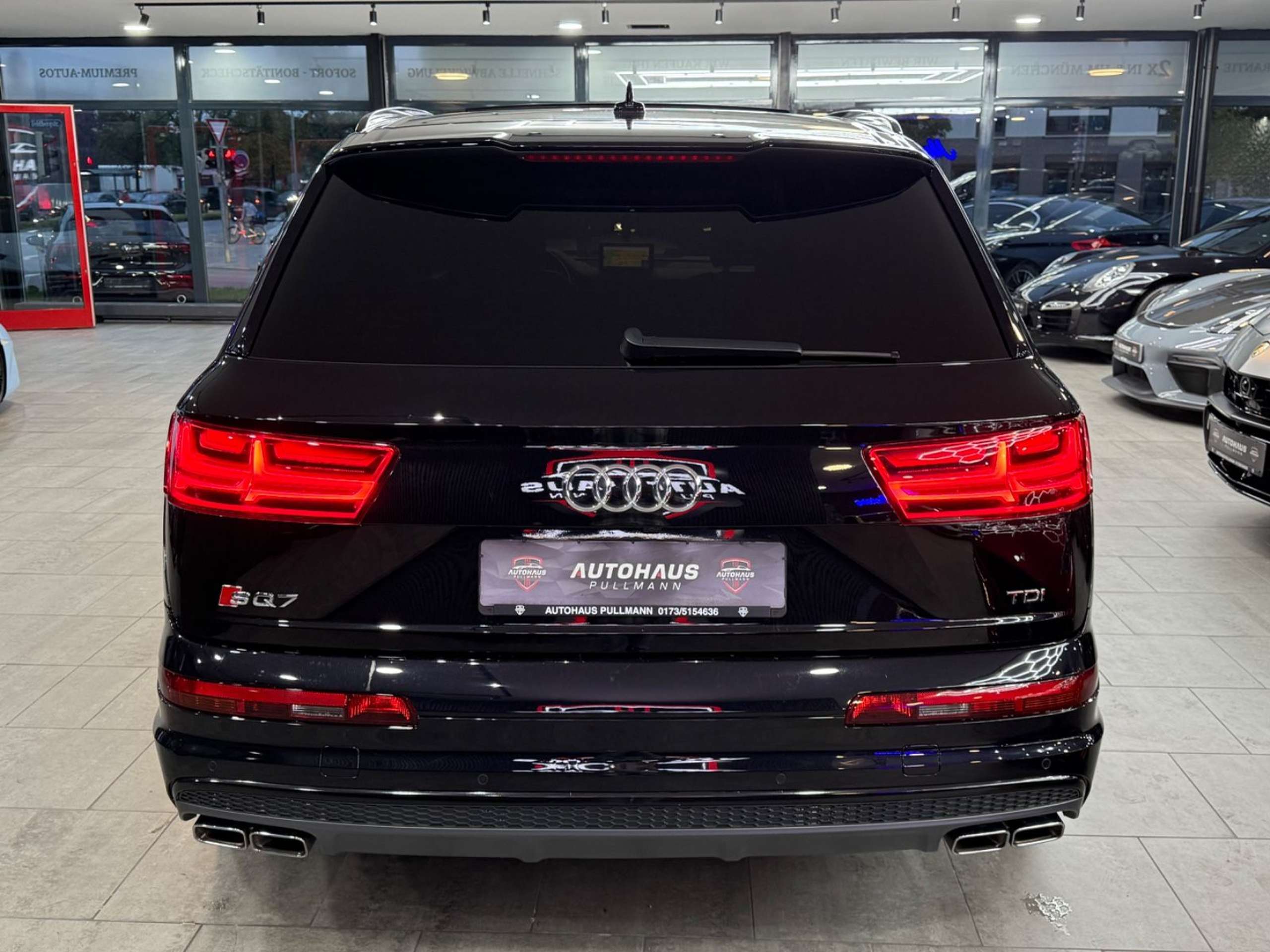 Audi - SQ7