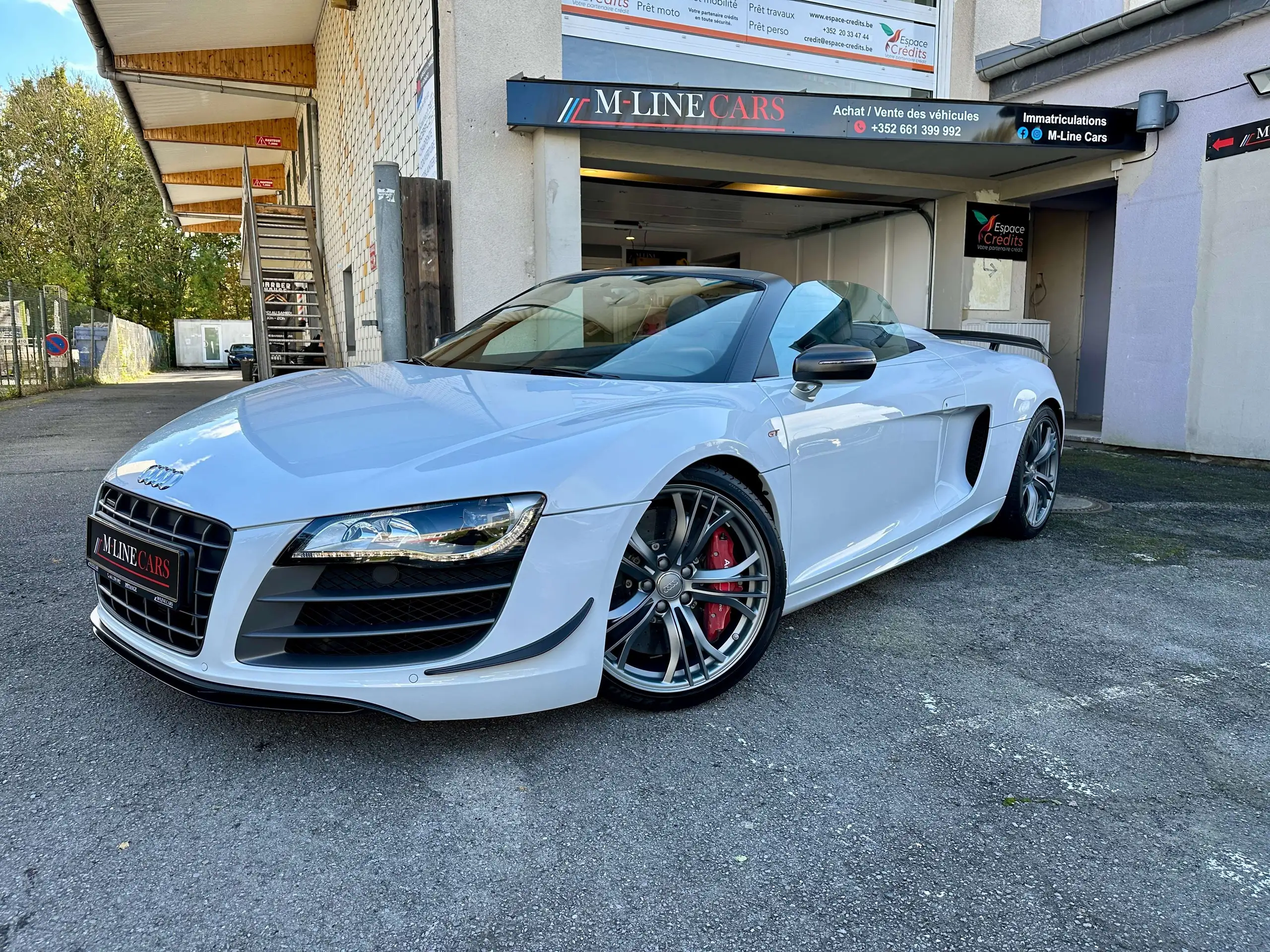 Audi - R8