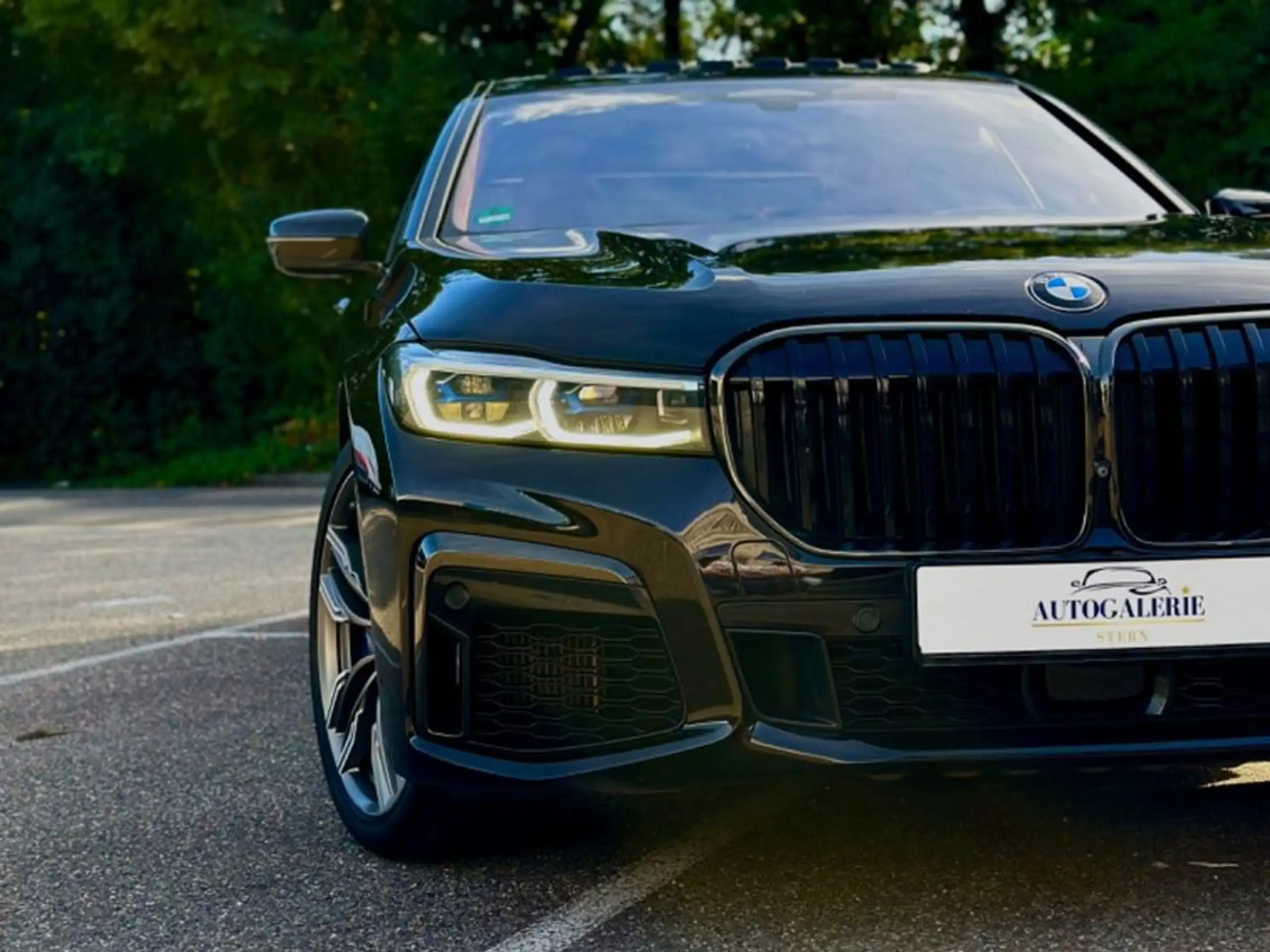 BMW 760 2019