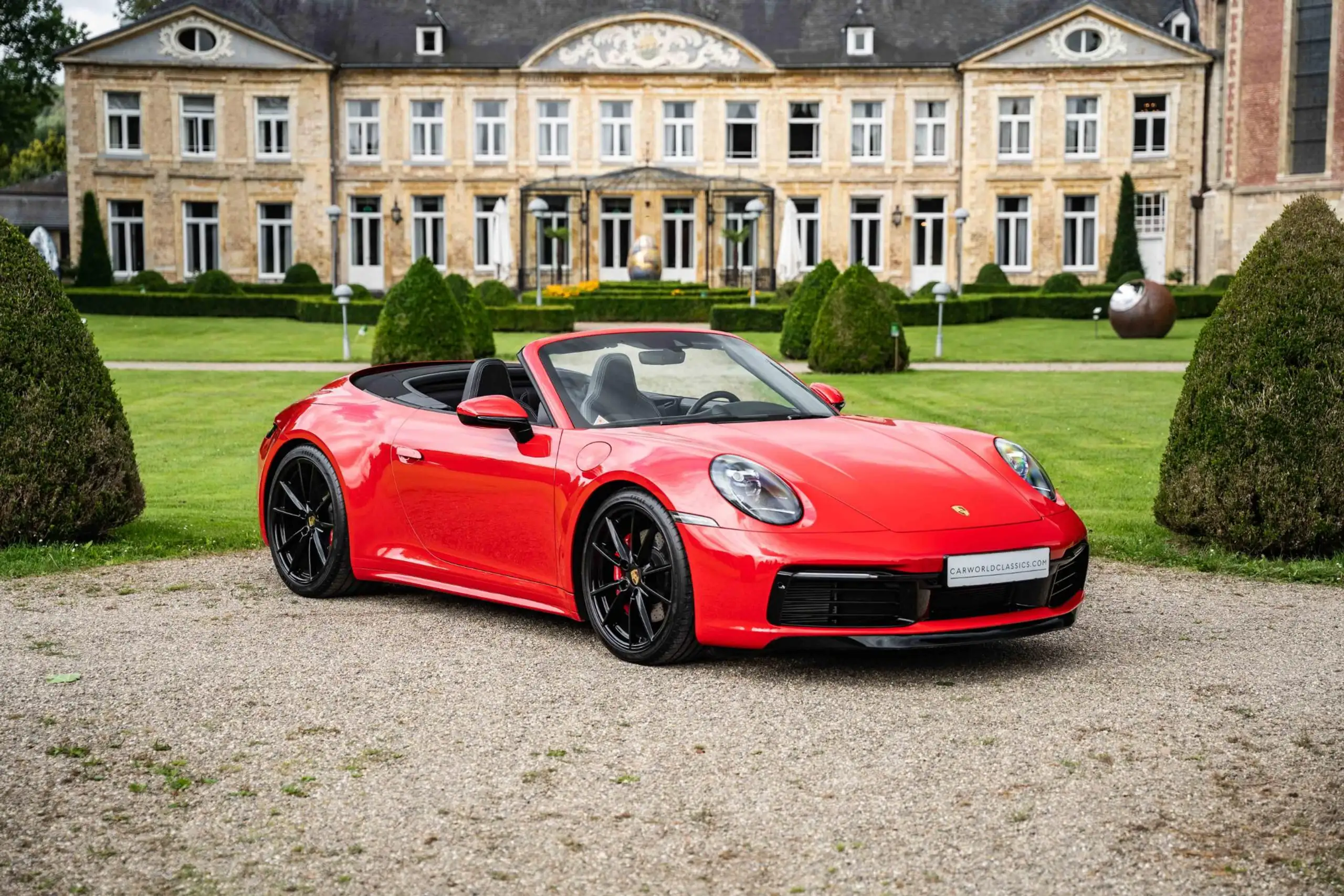 Porsche 992 2019