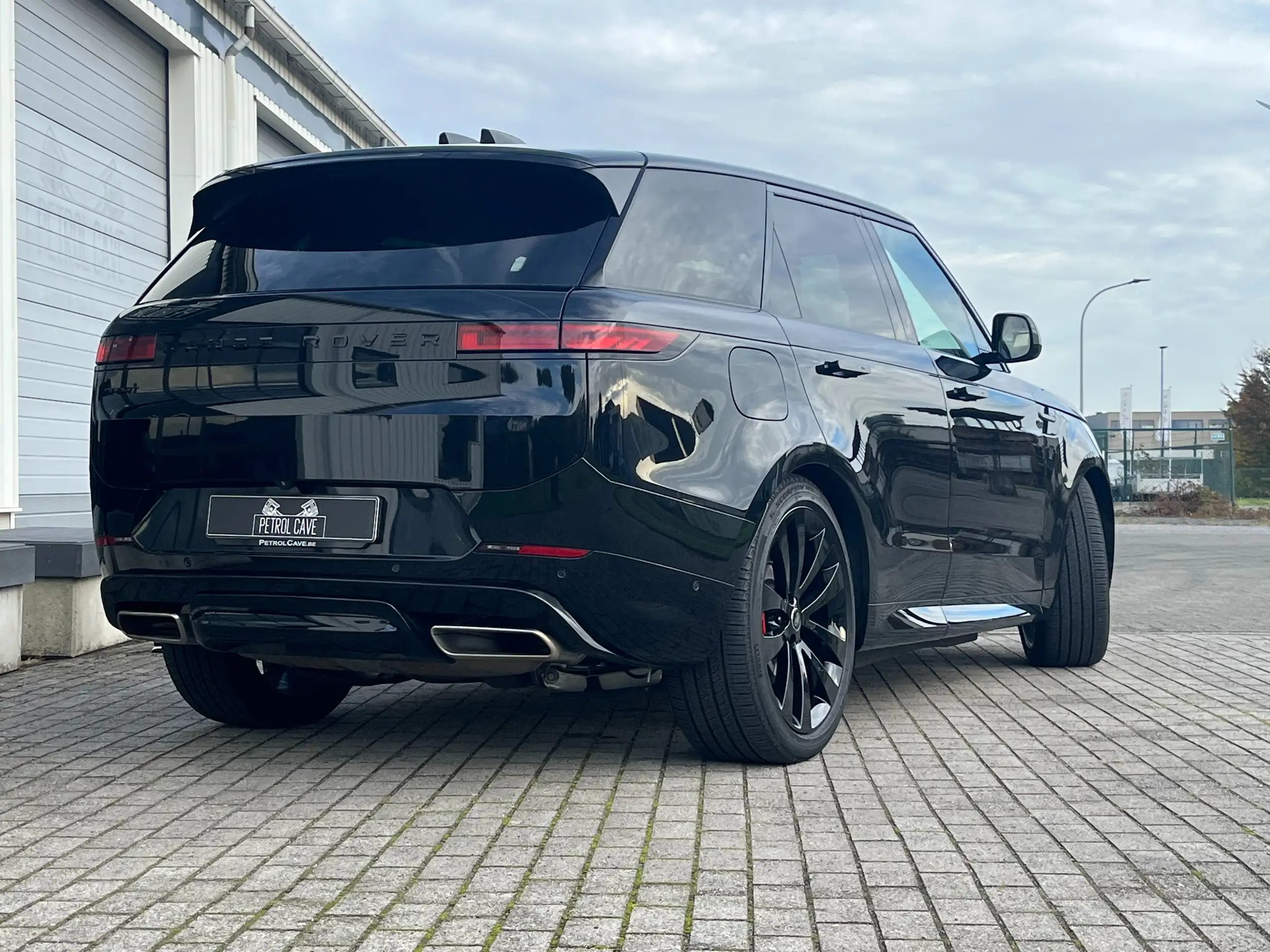 Land Rover - Range Rover Sport