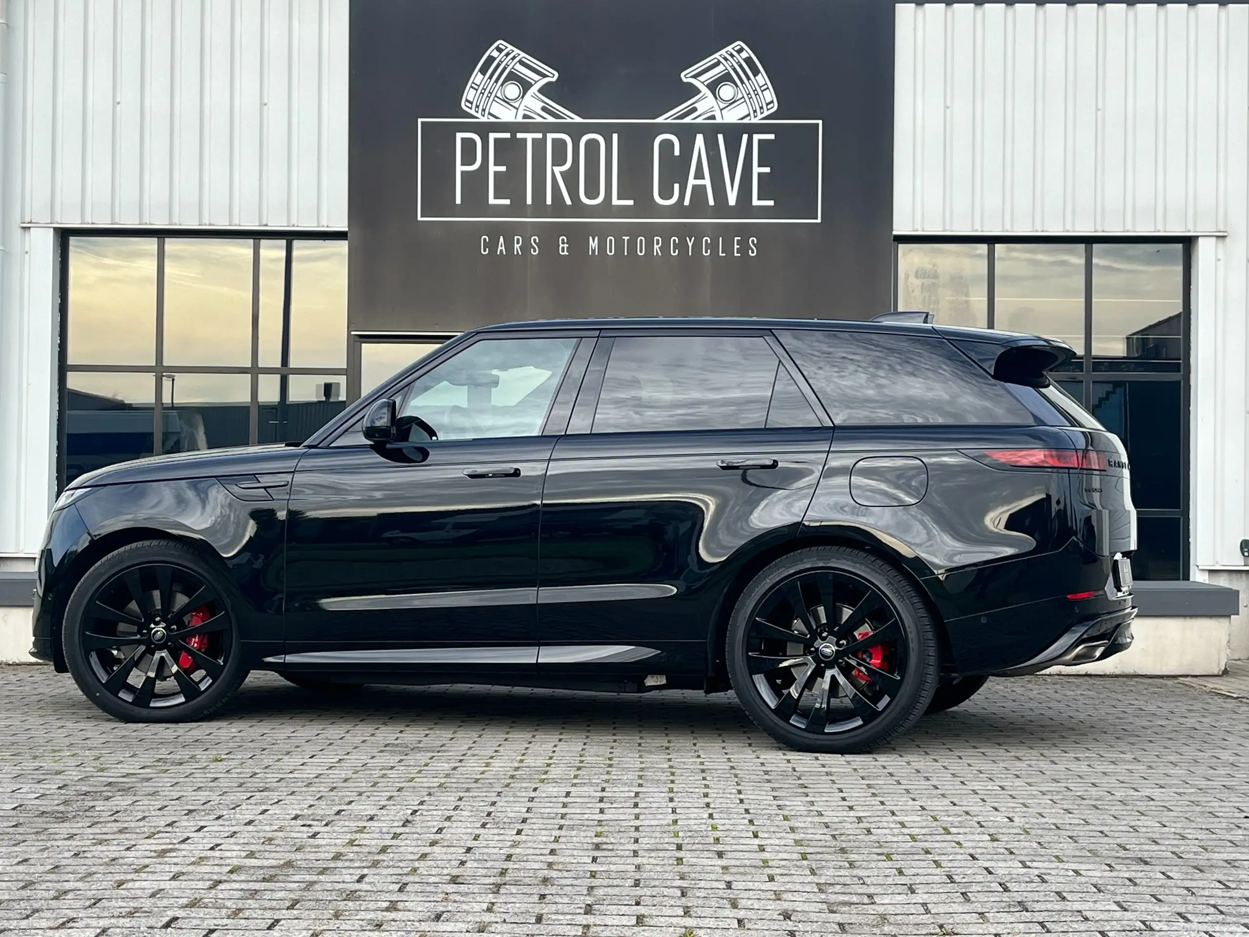 Land Rover - Range Rover Sport