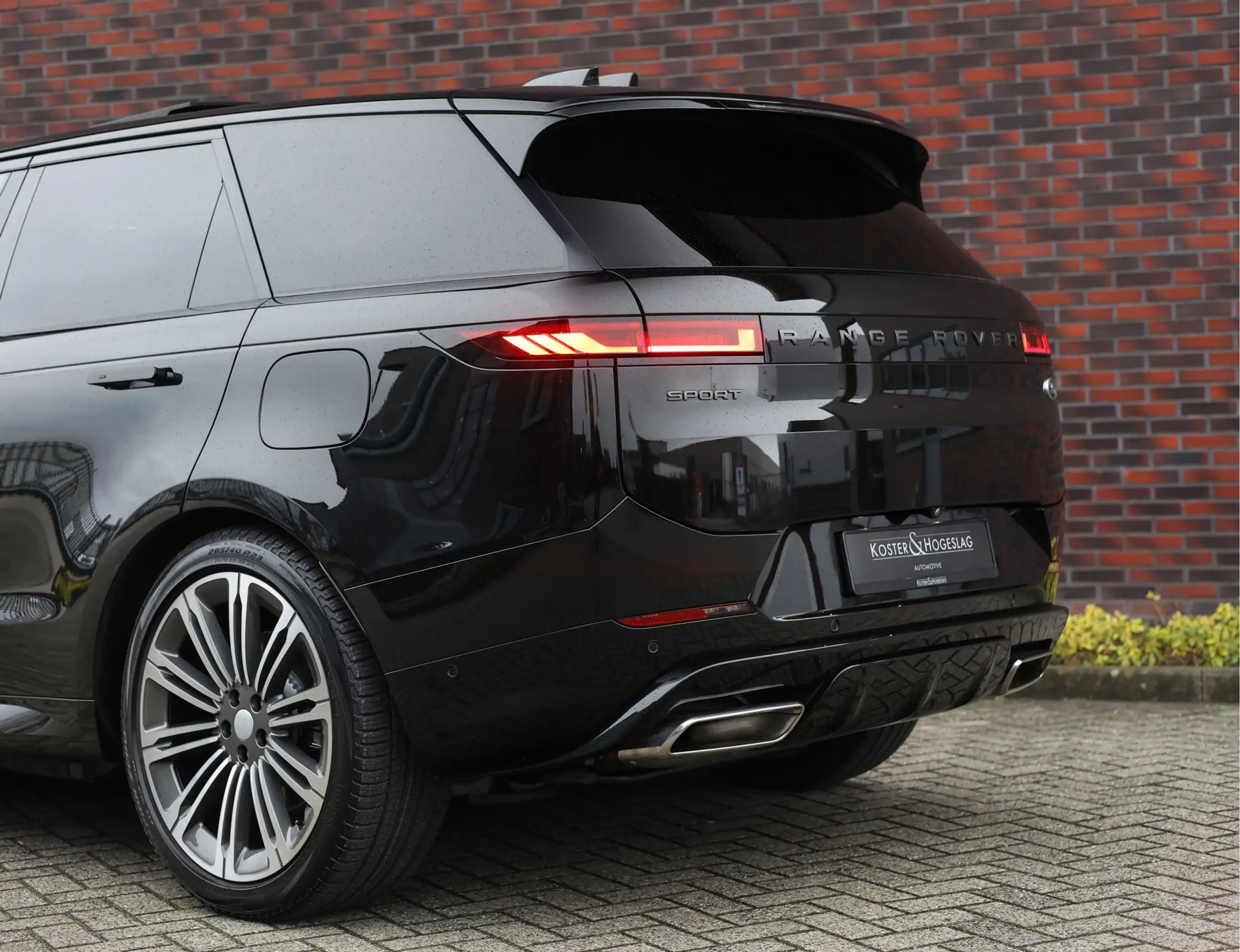 Land Rover - Range Rover Sport