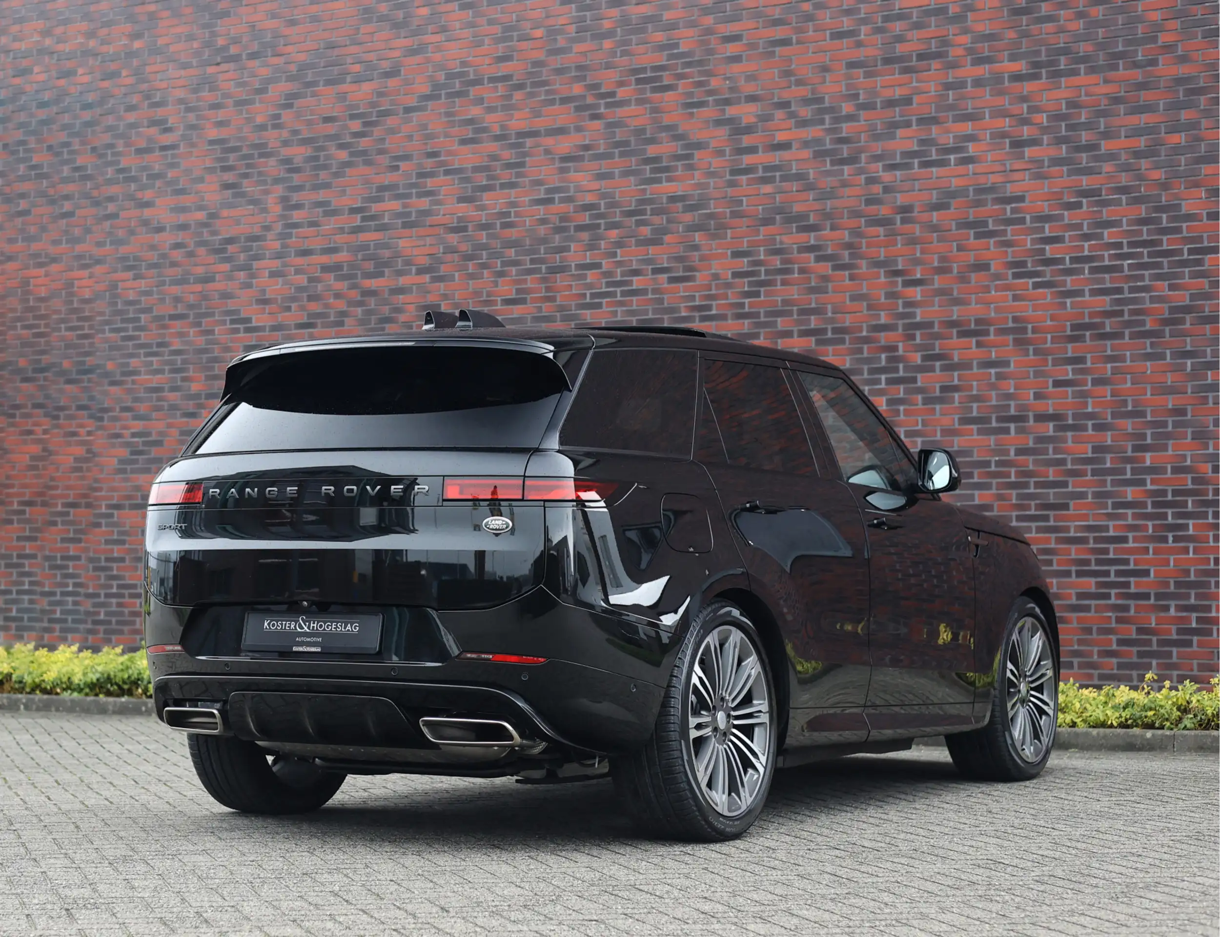 Land Rover - Range Rover Sport