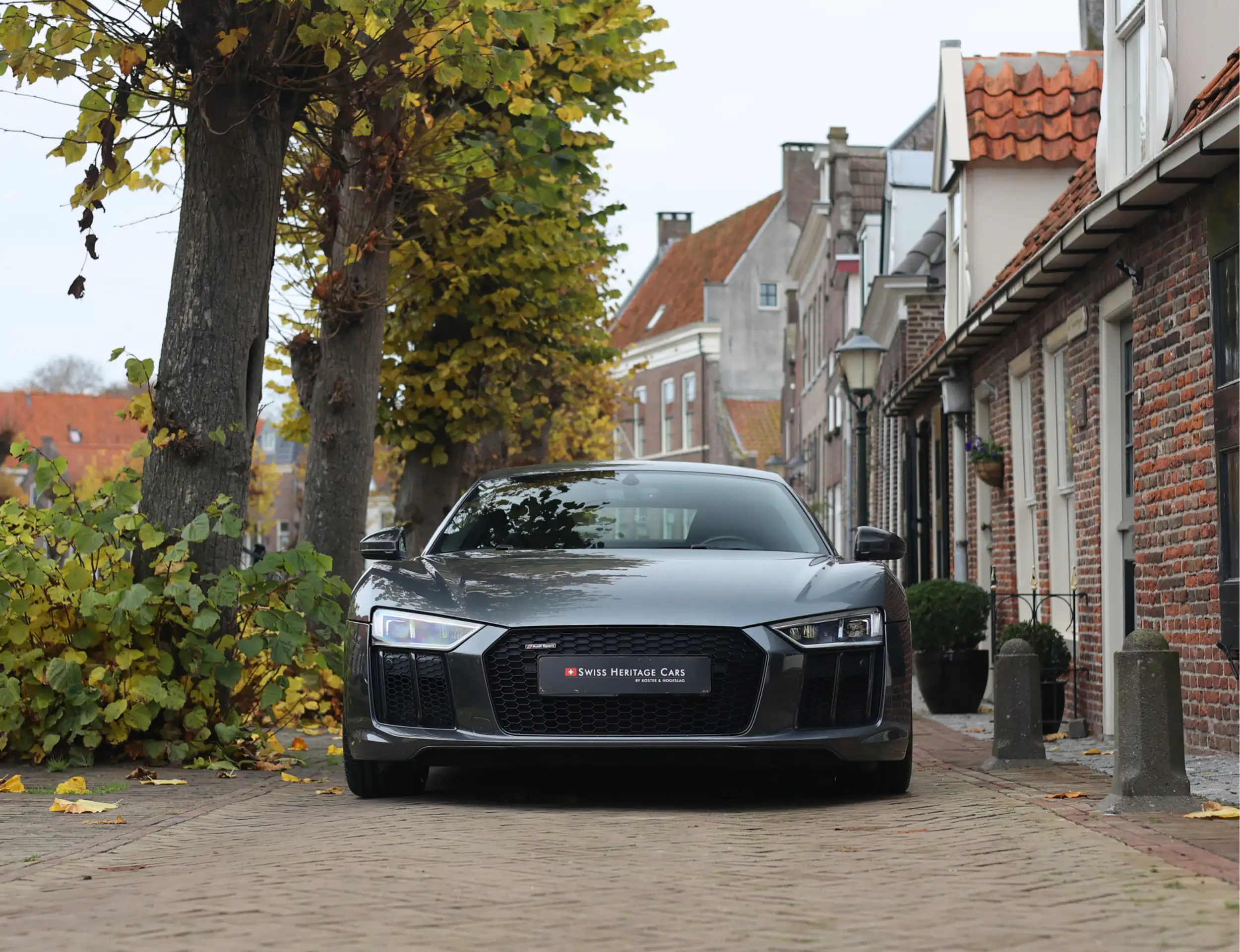 Audi - R8