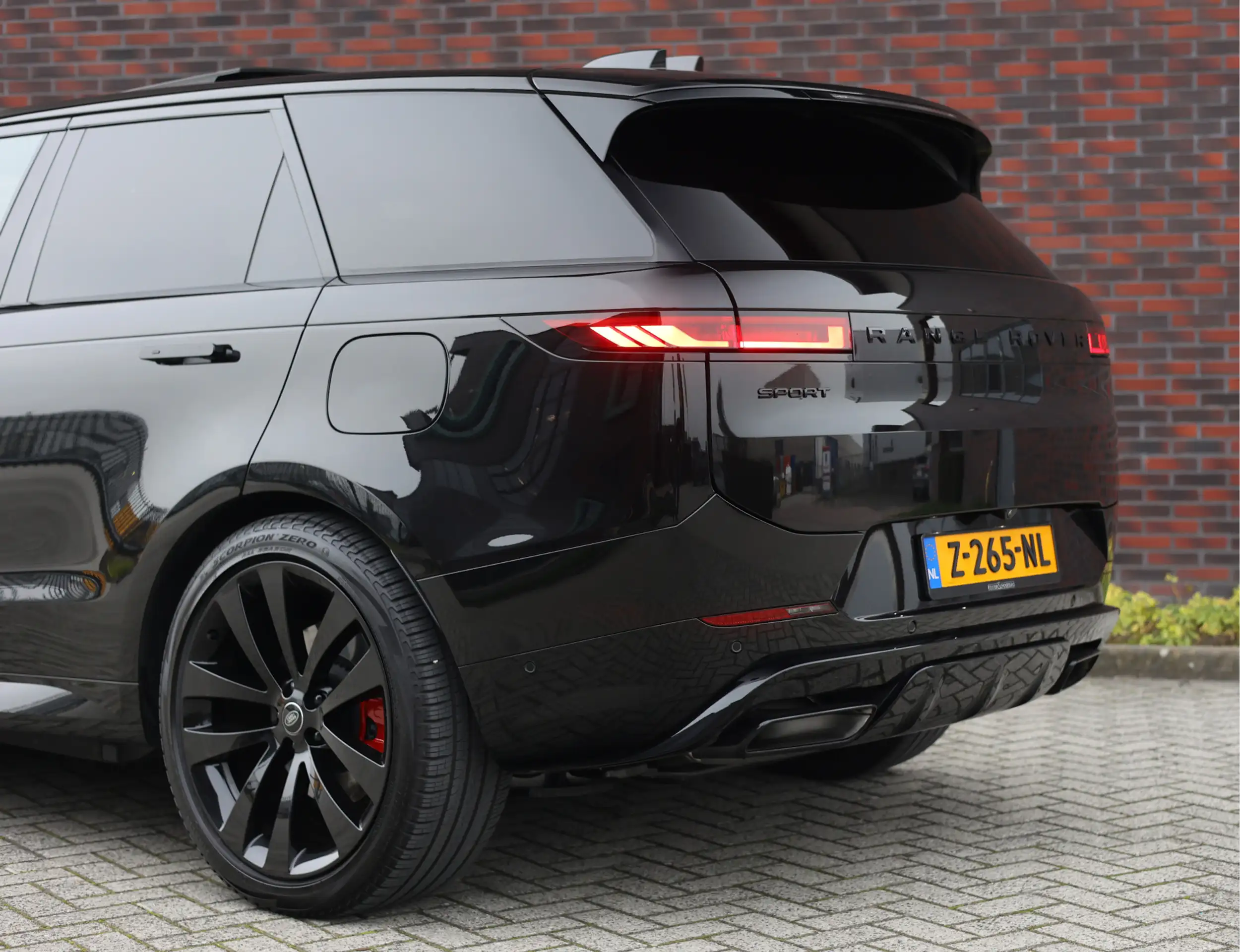 Land Rover - Range Rover Sport