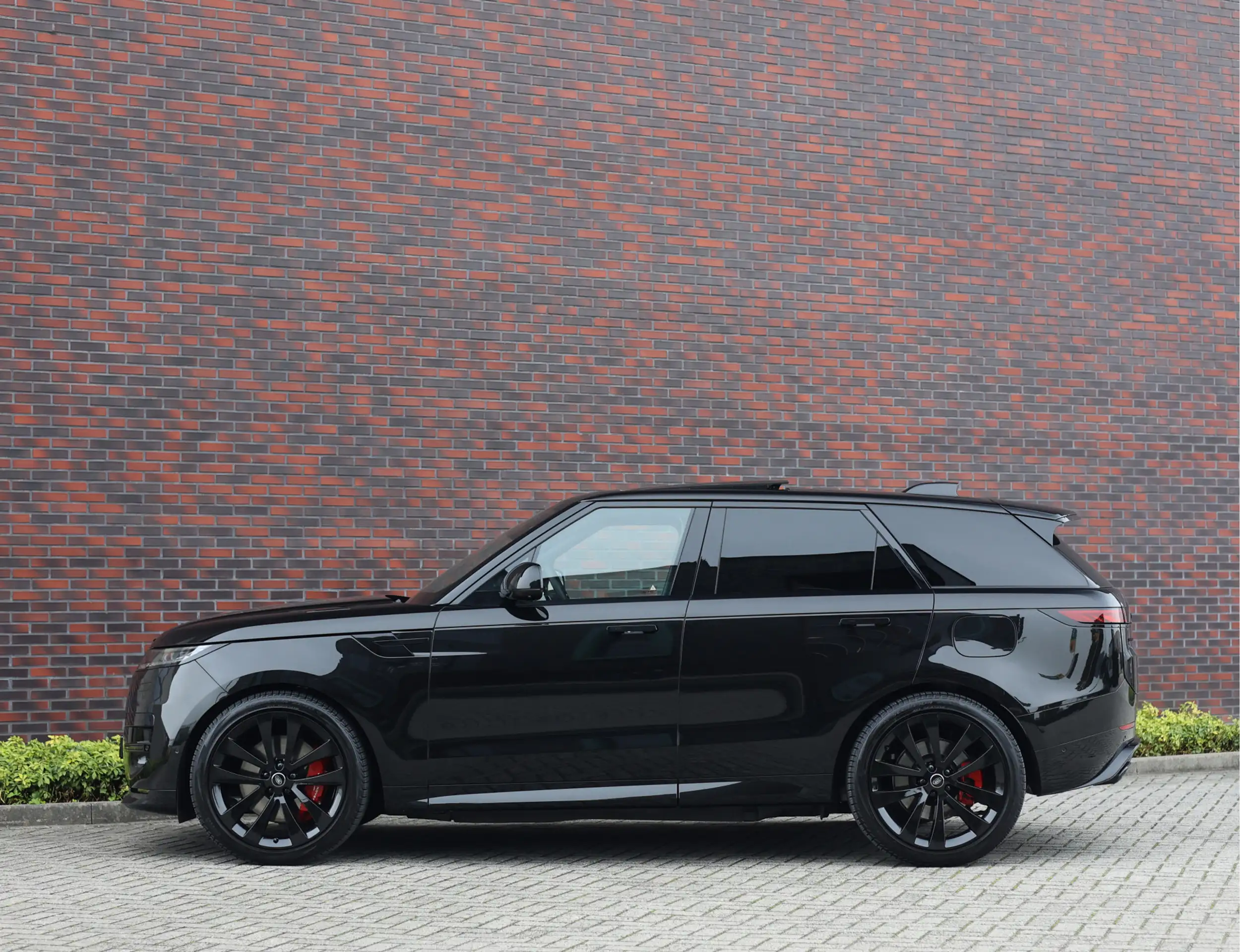 Land Rover - Range Rover Sport