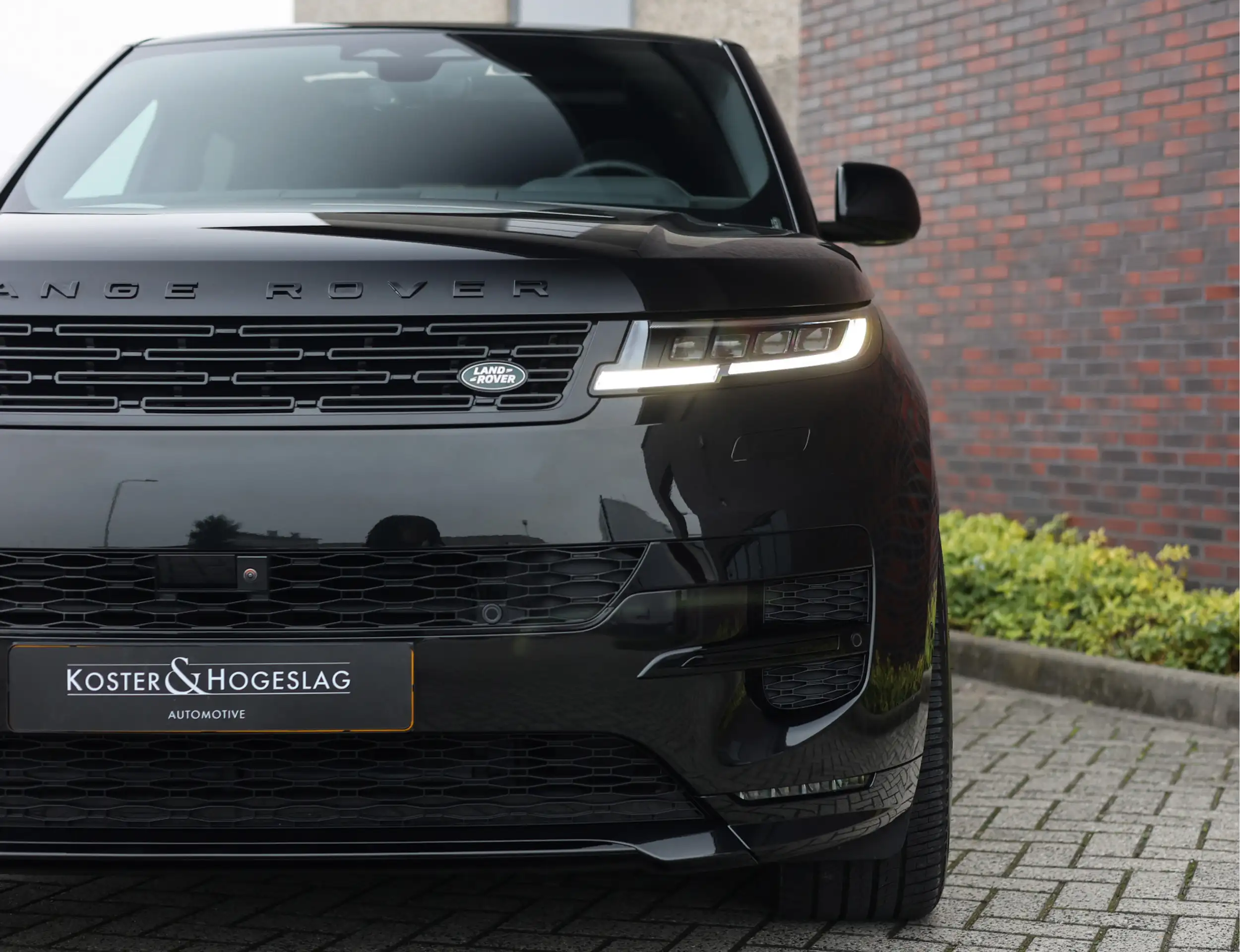 Land Rover - Range Rover Sport