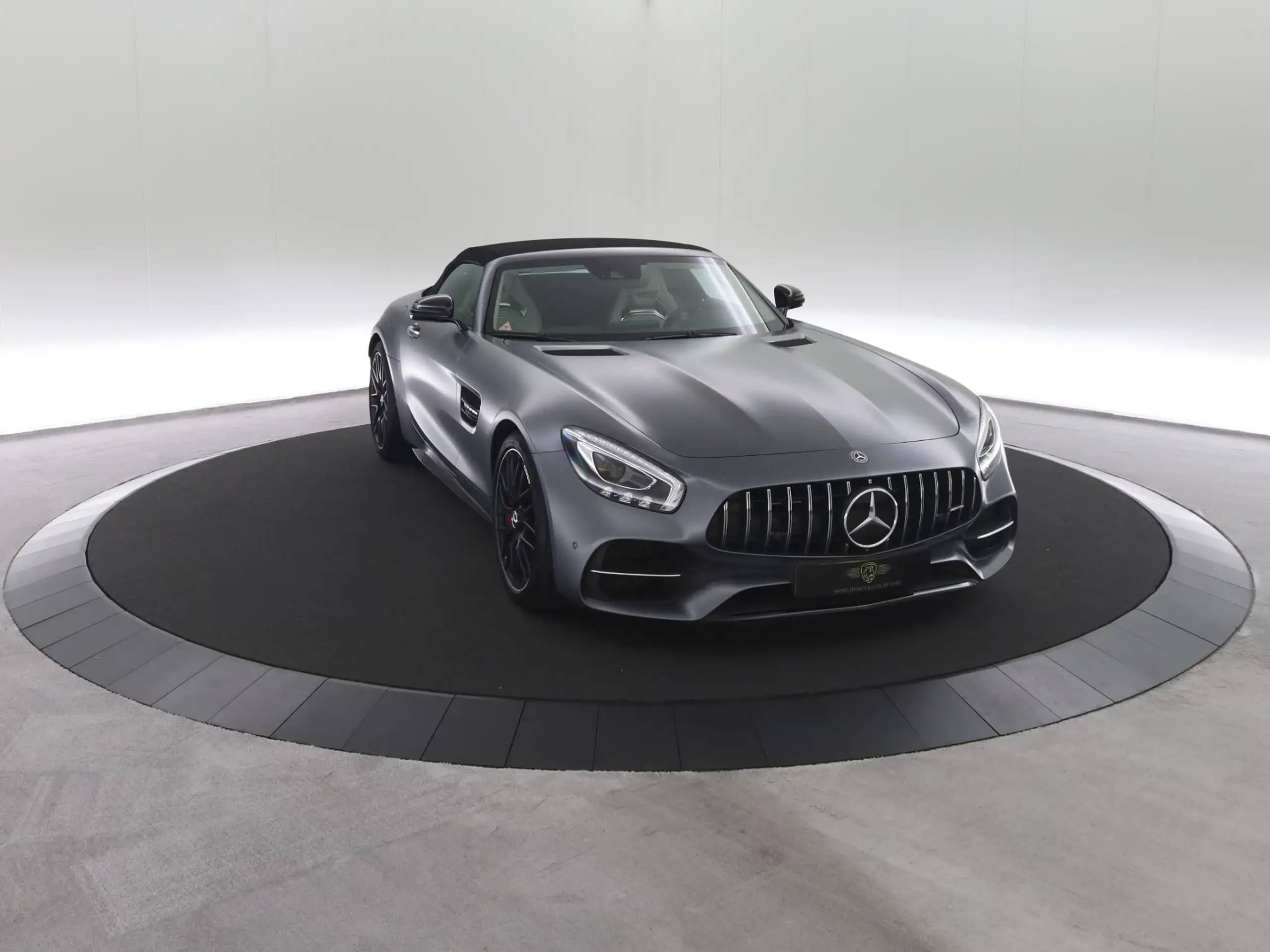 Mercedes-Benz - AMG GT