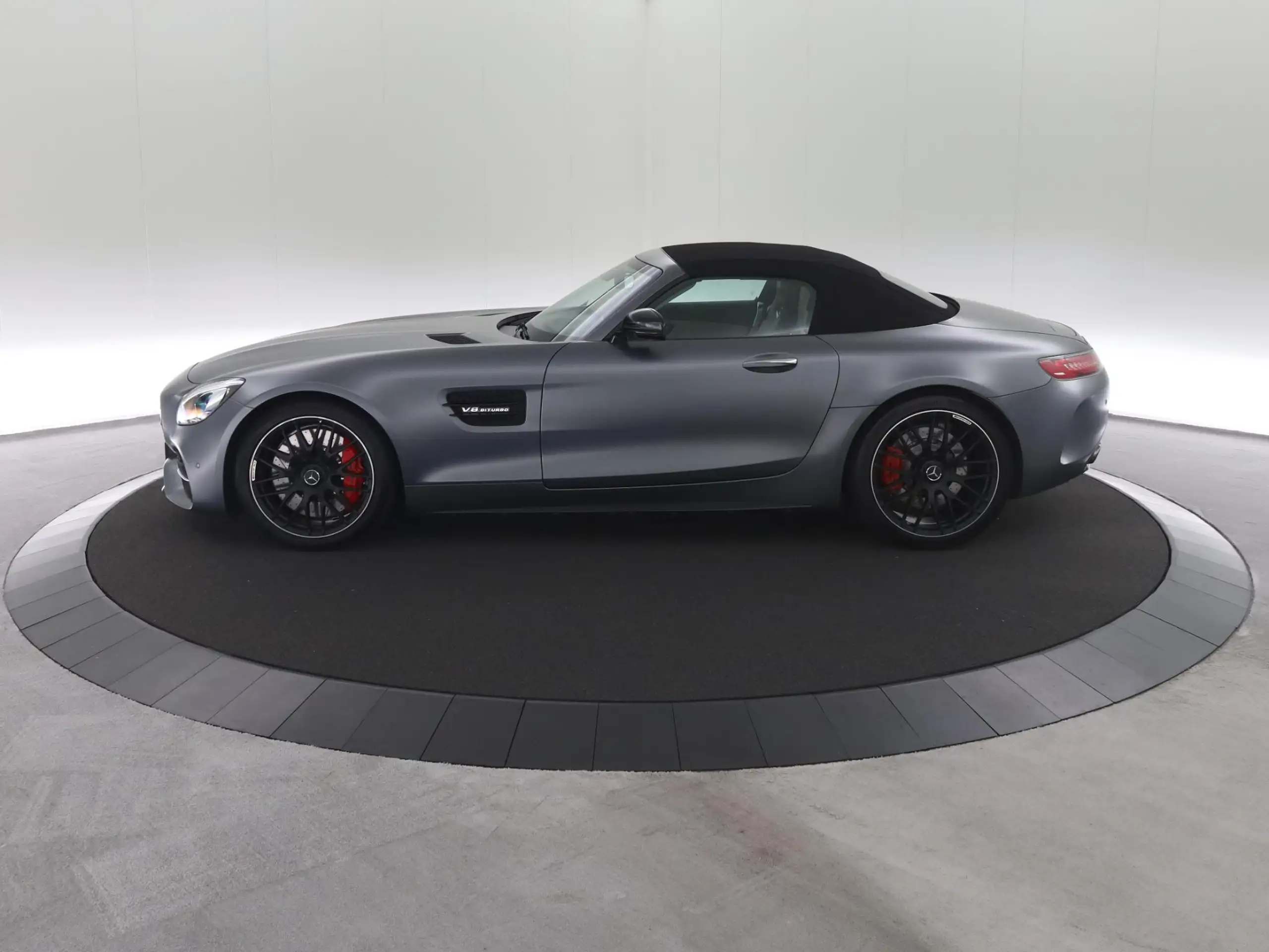 Mercedes-Benz - AMG GT