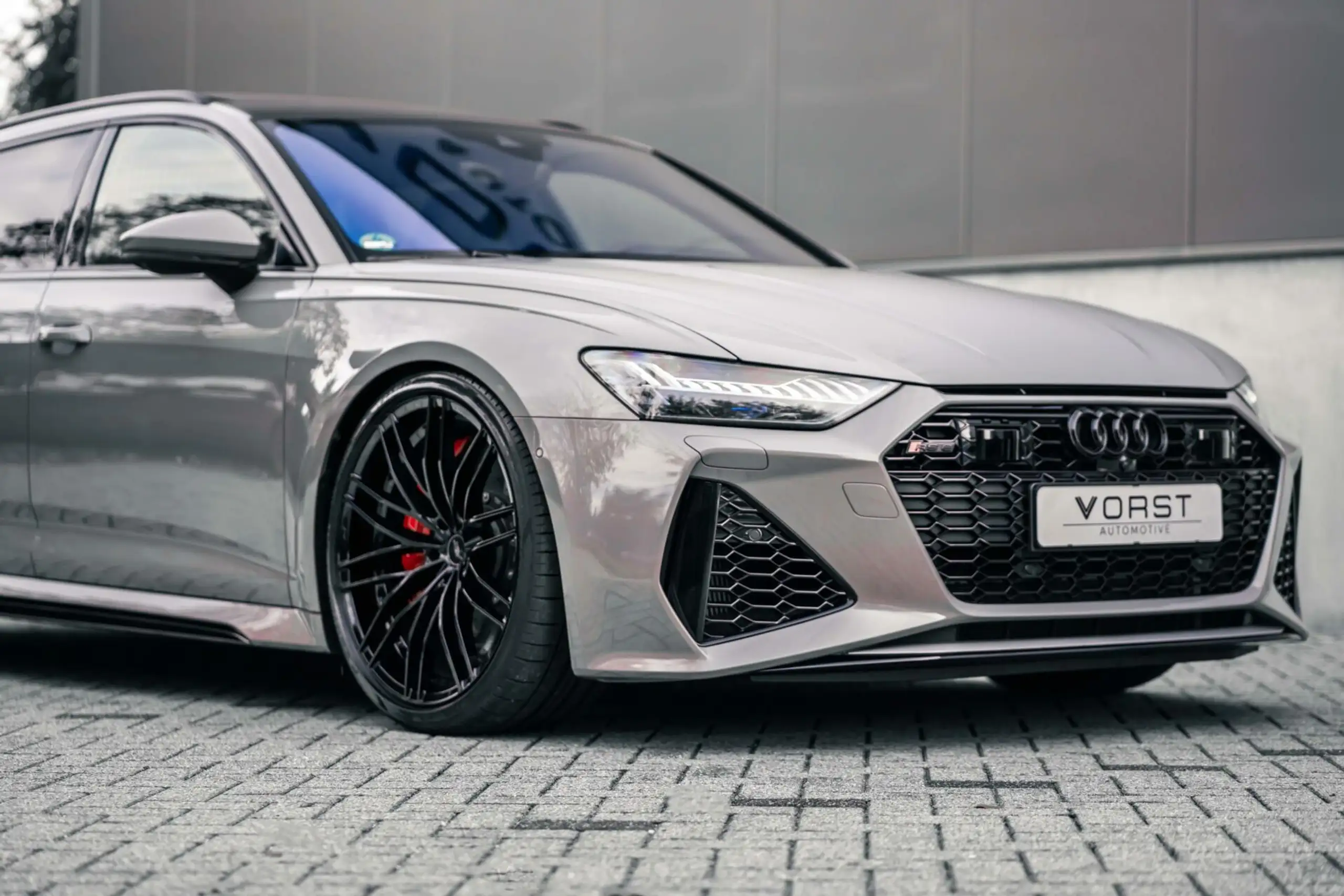 Audi - RS6