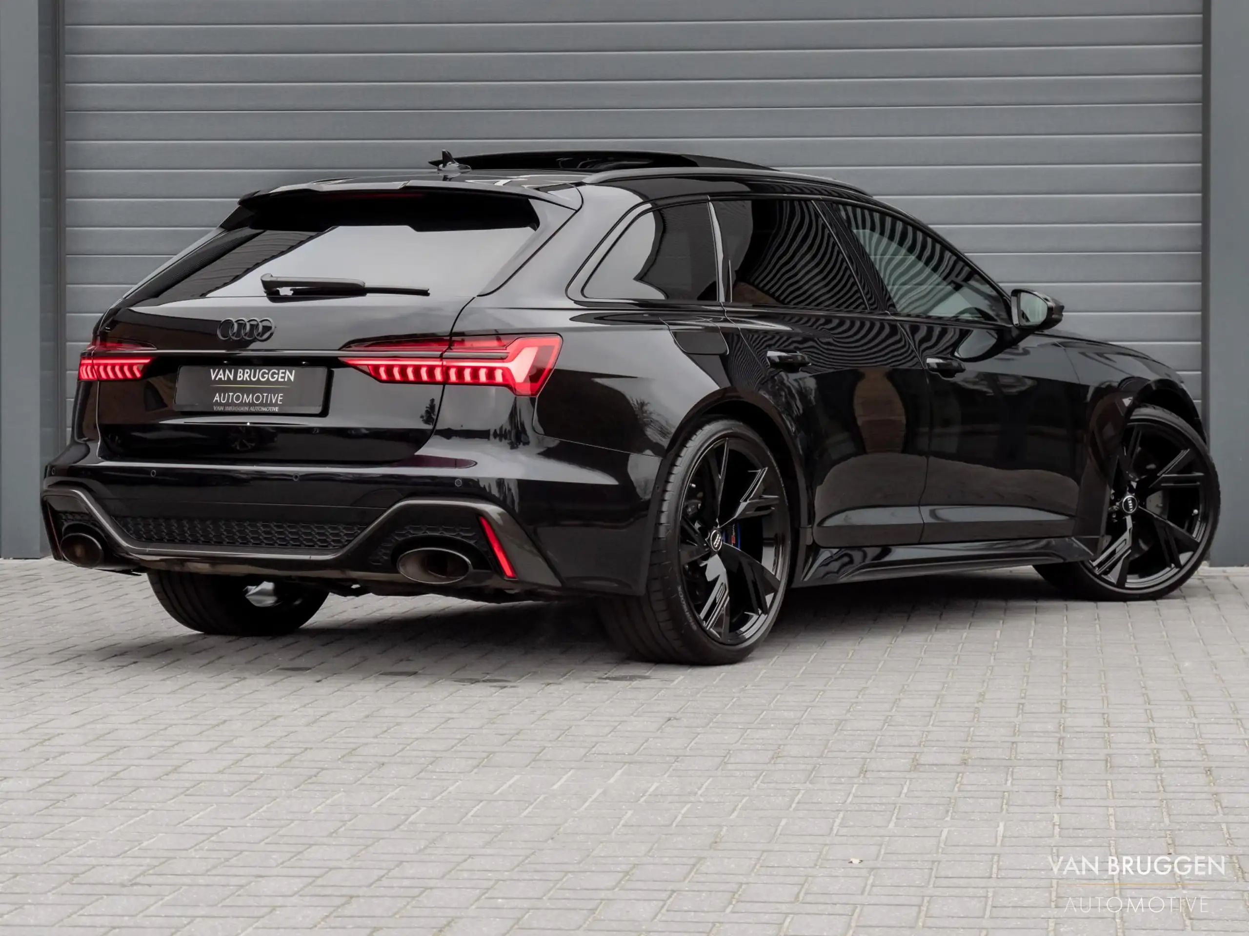 Audi - RS6