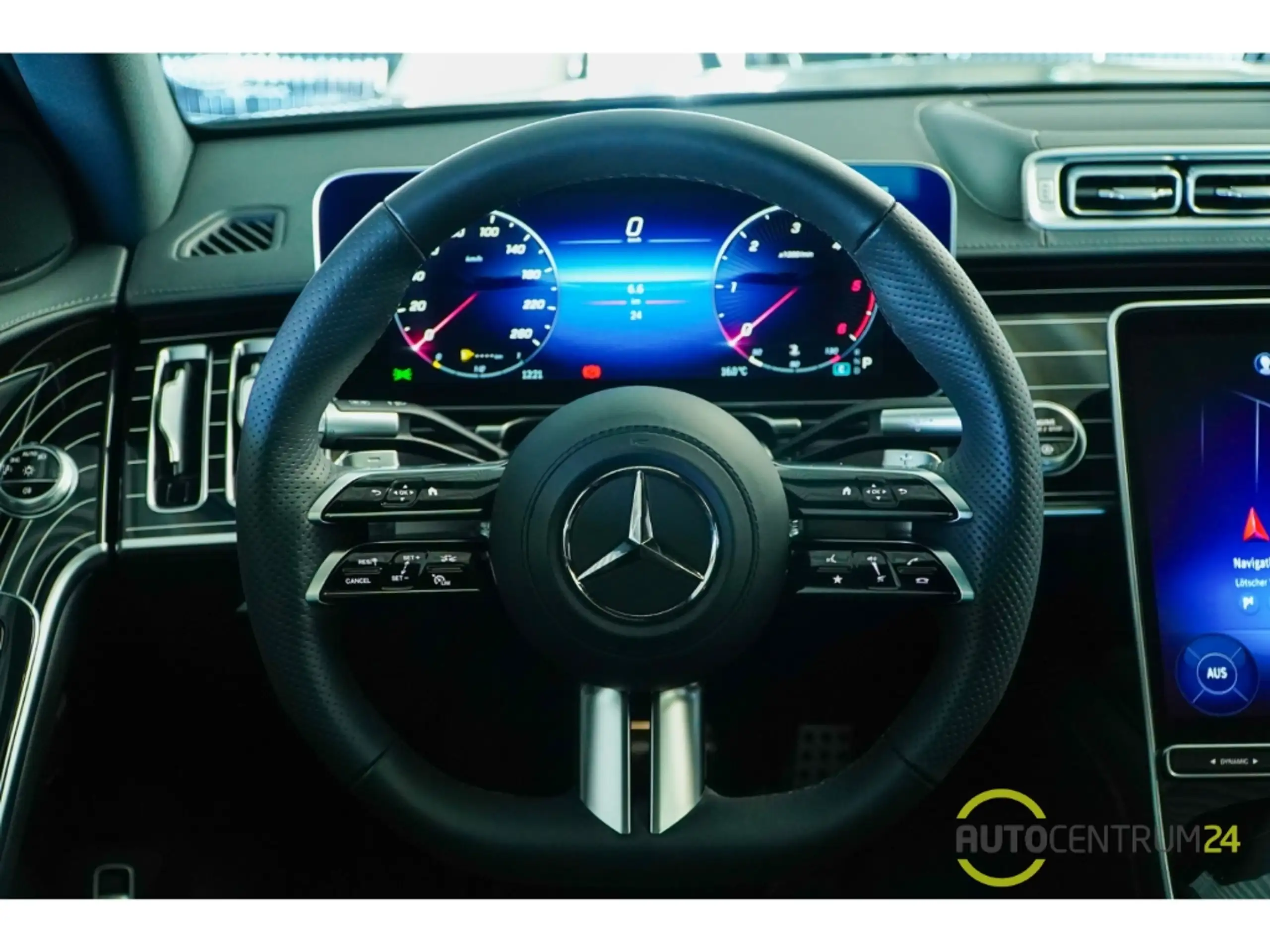 Mercedes-Benz - S 400