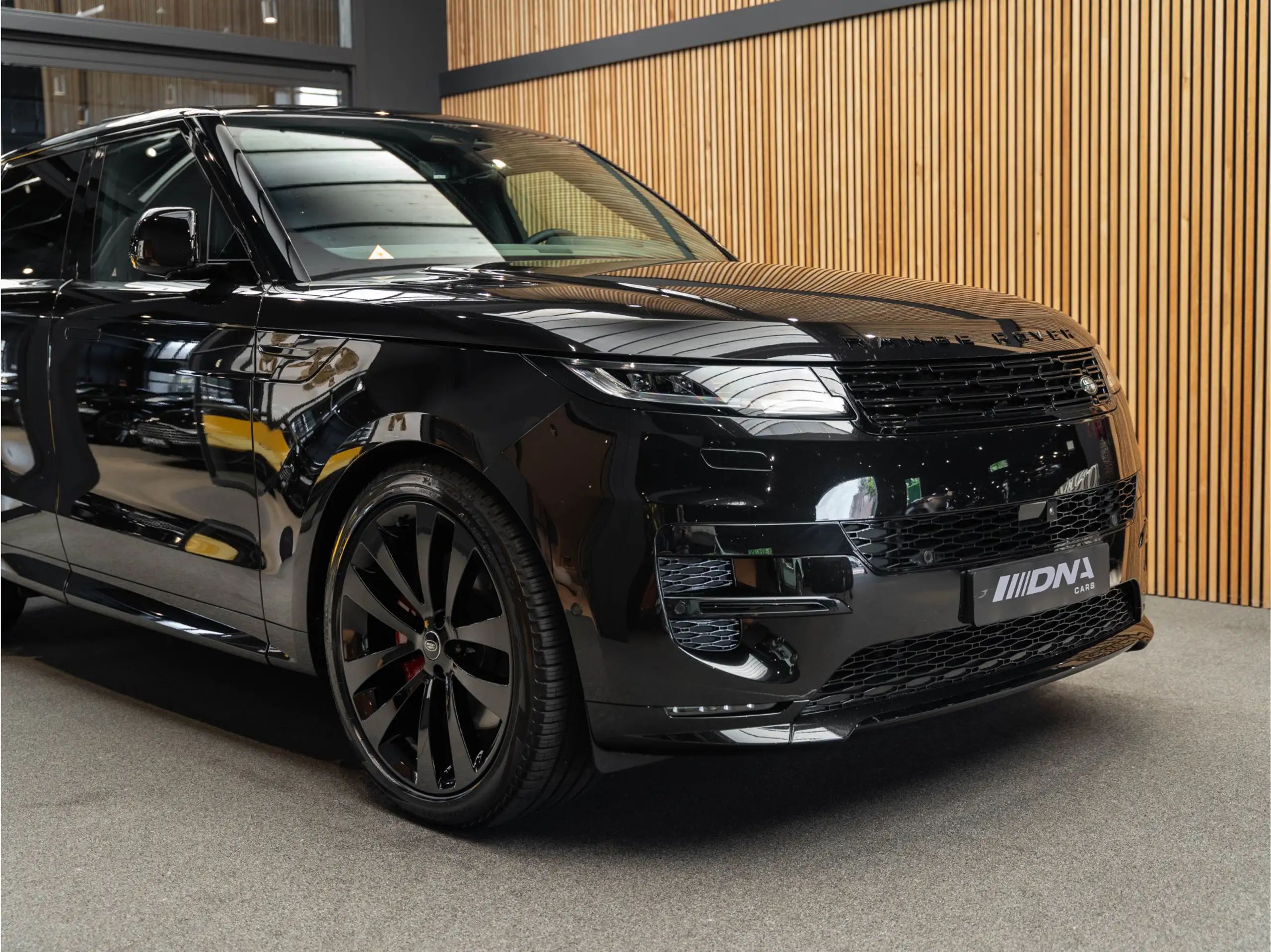 Land Rover - Range Rover Sport