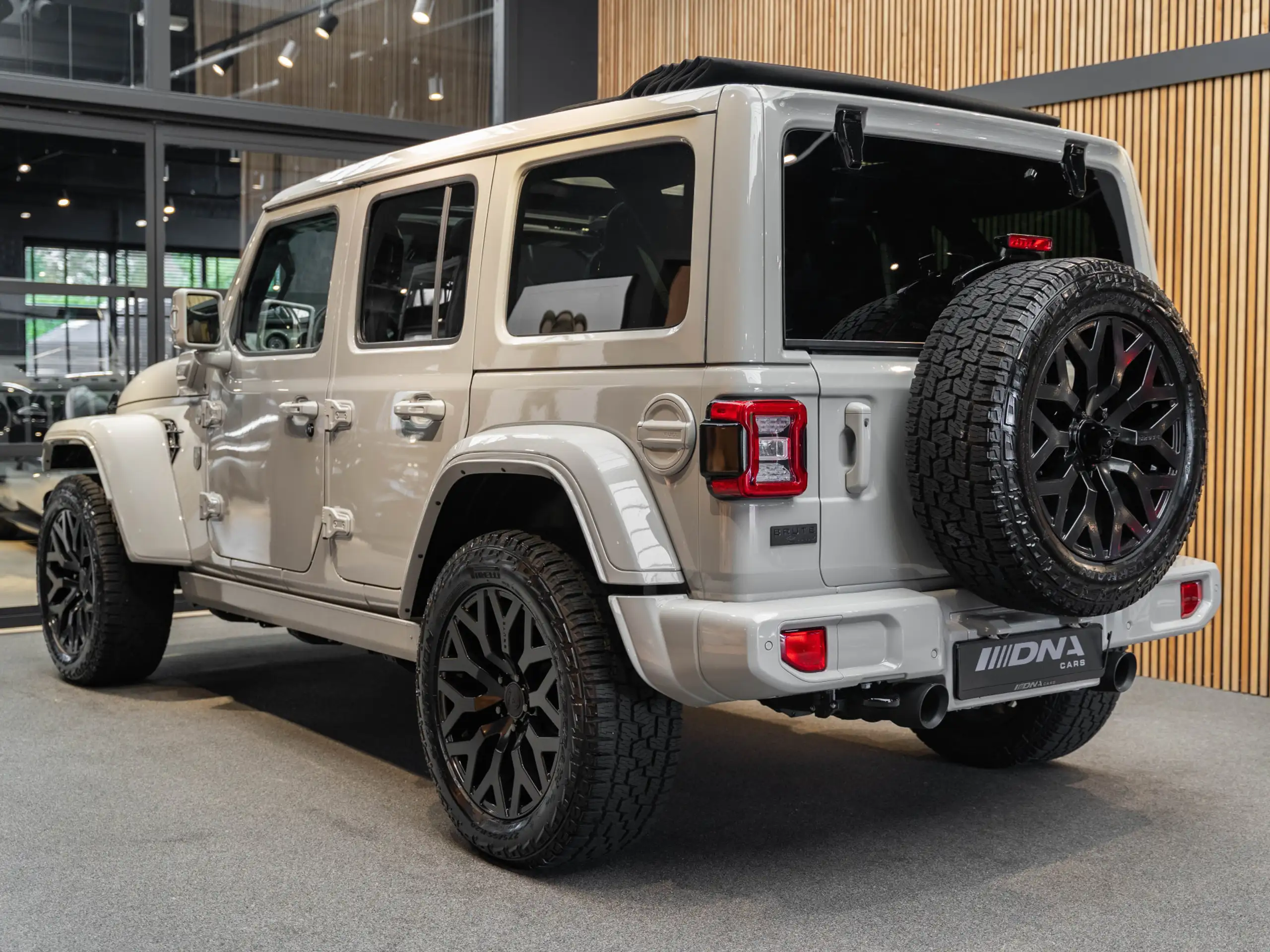 Jeep - Wrangler