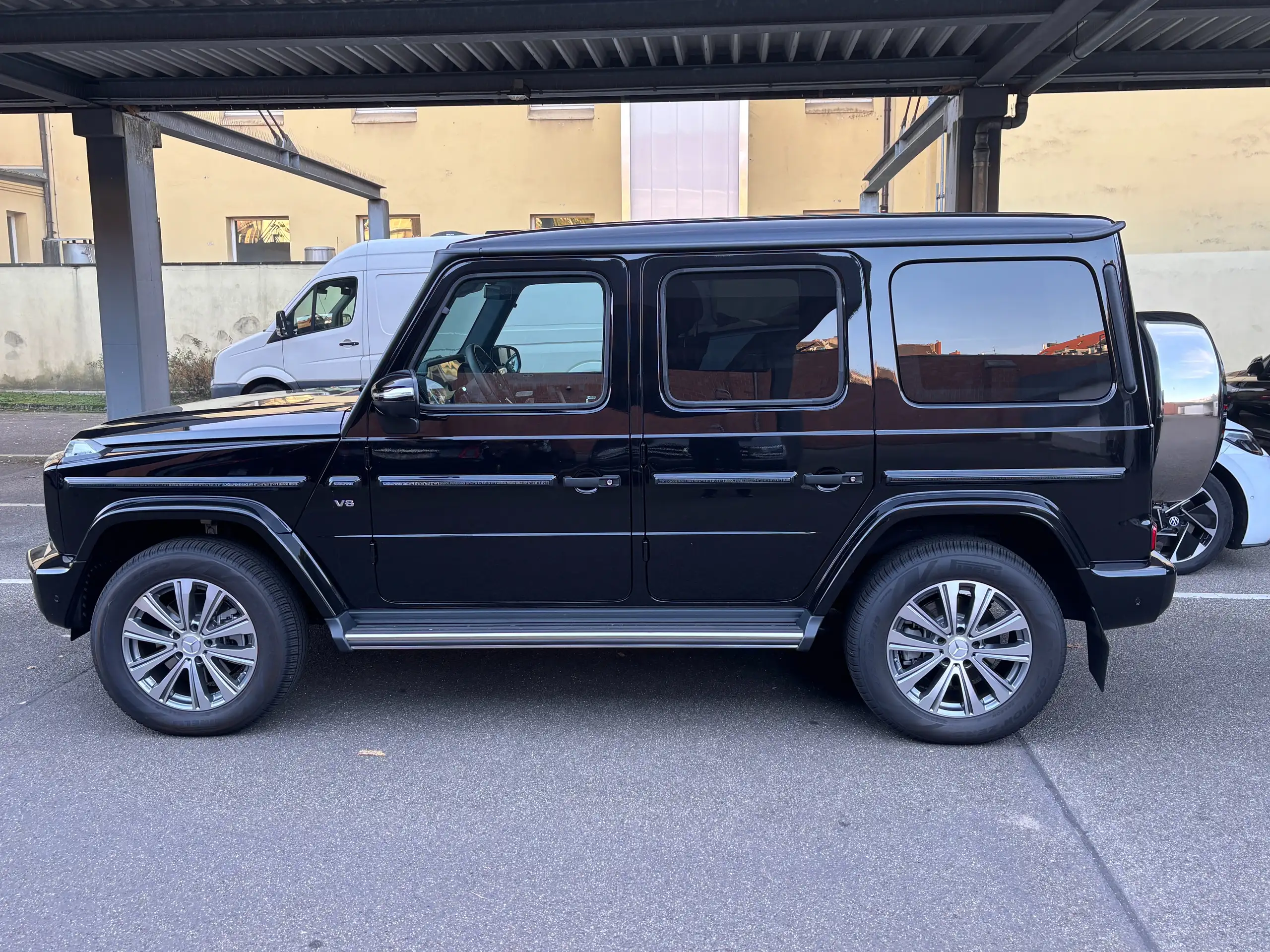 Mercedes-Benz - G 500