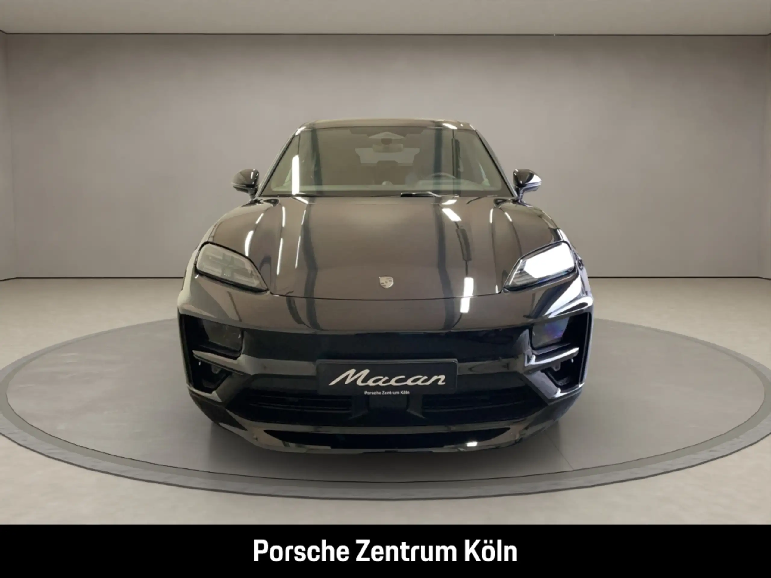 Porsche - Macan