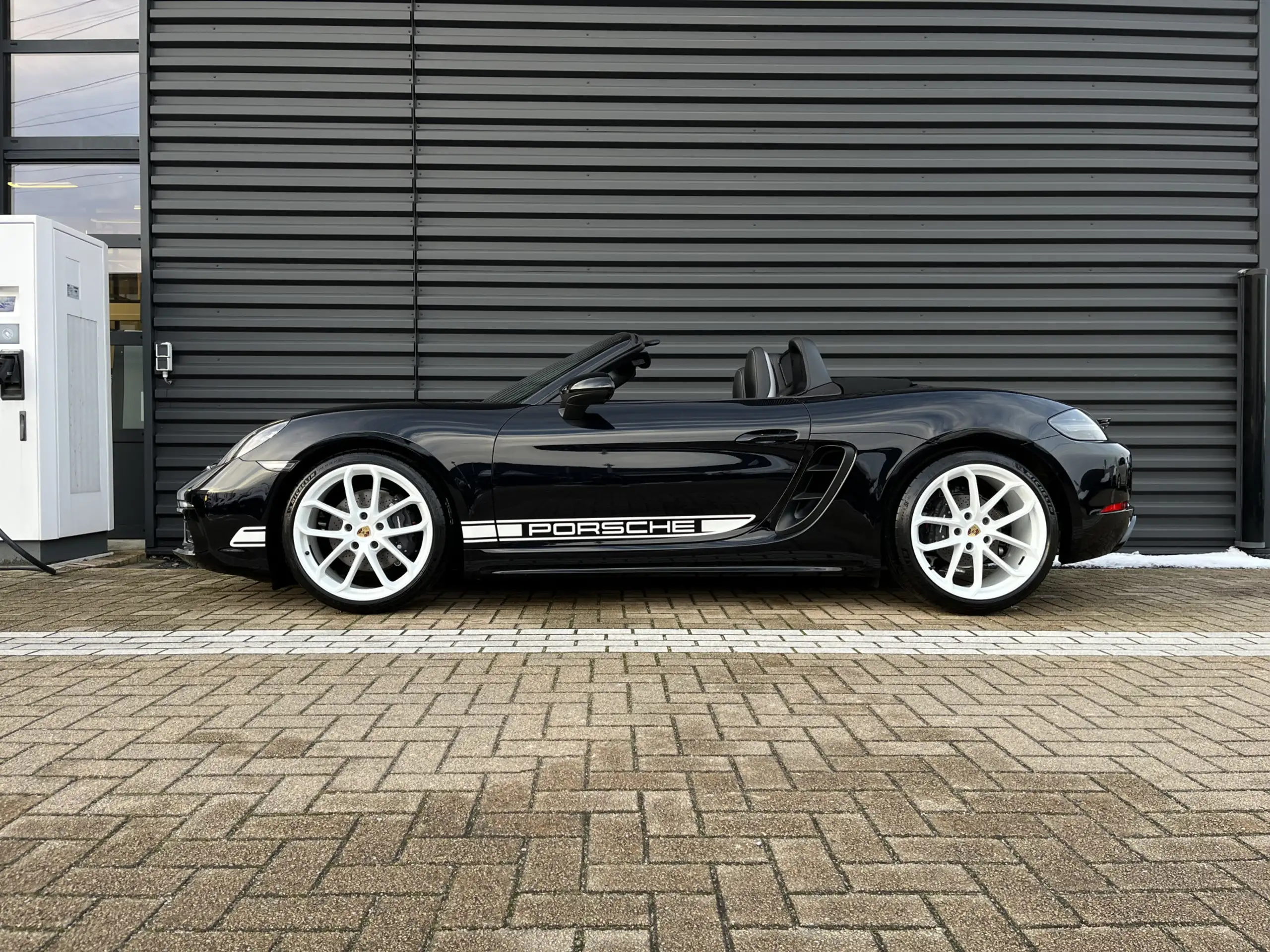 Porsche - Boxster