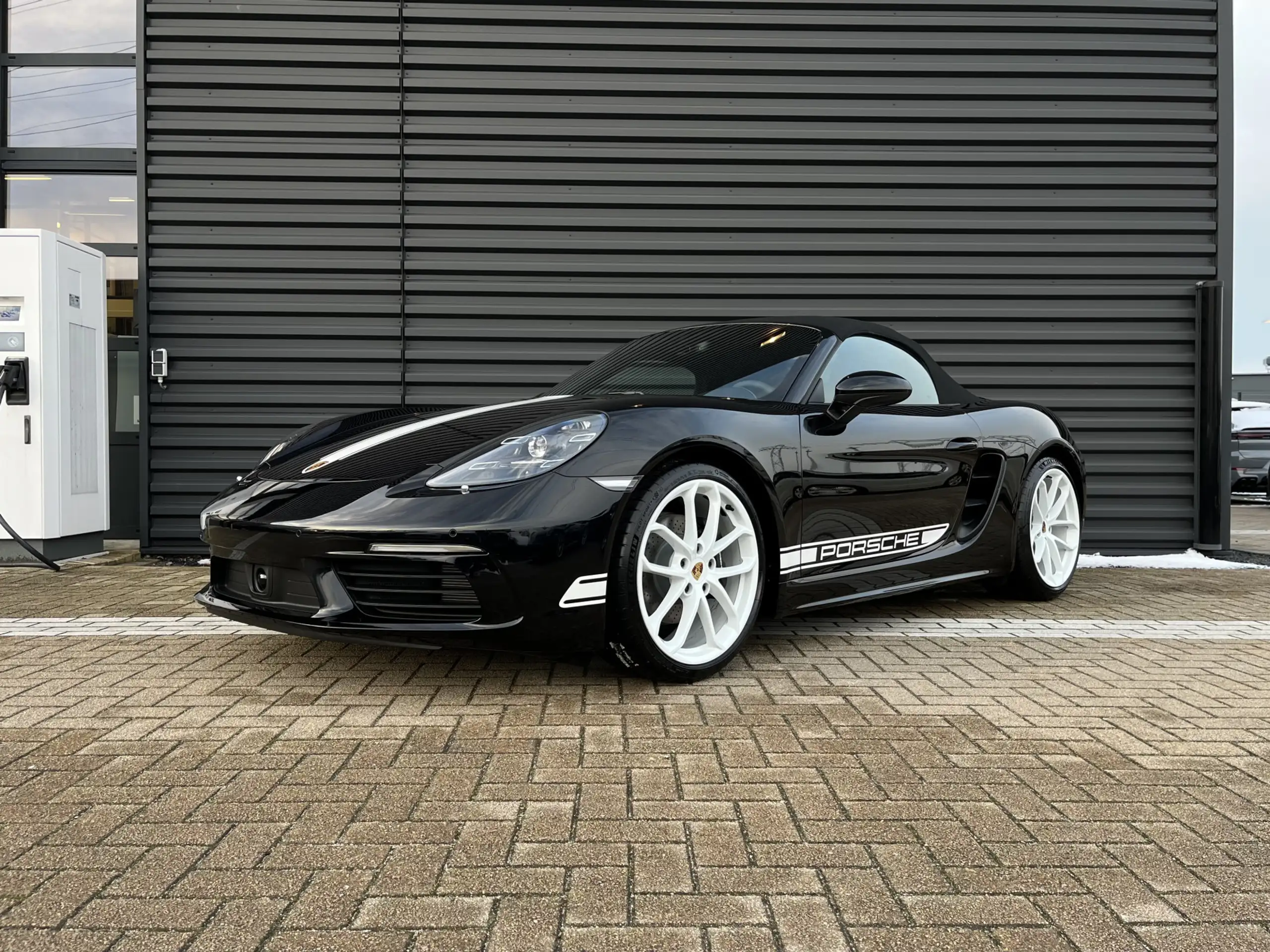 Porsche - Boxster