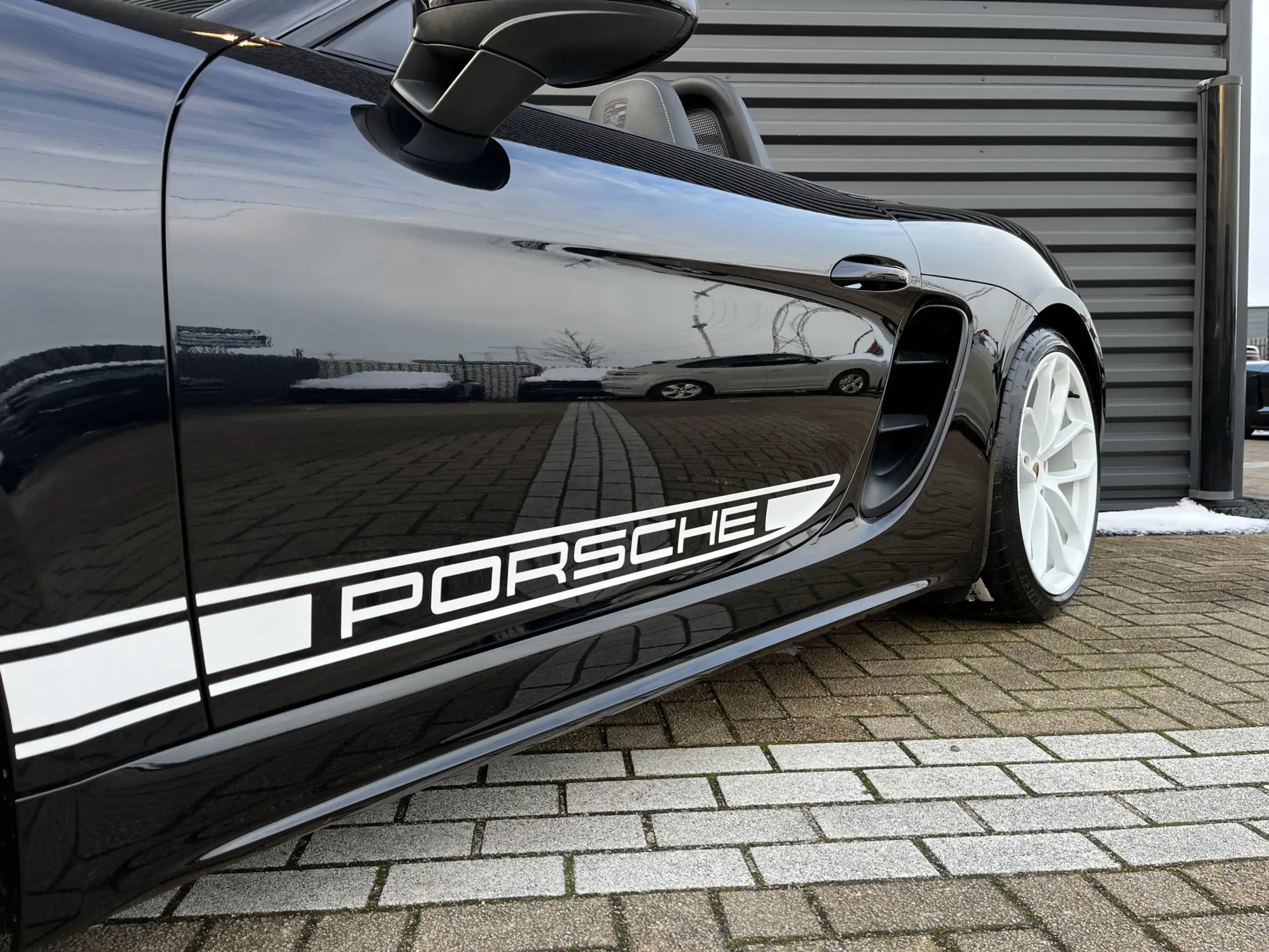 Porsche - Boxster