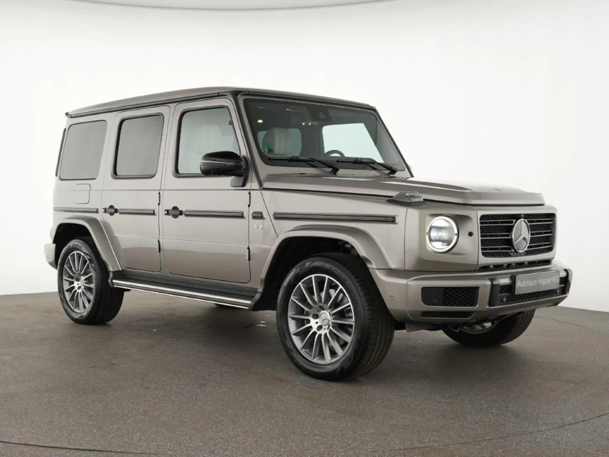 Mercedes-Benz - G 500