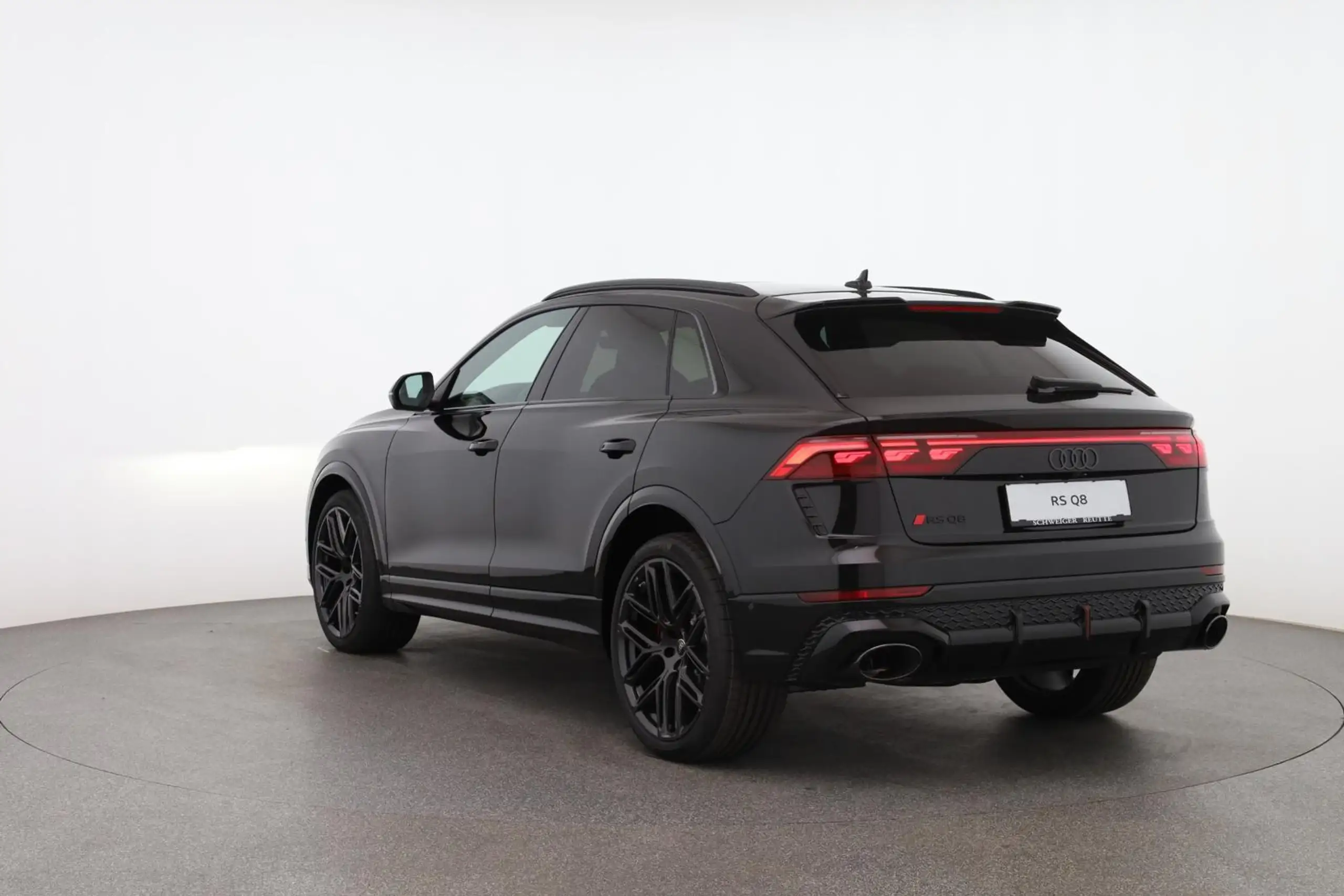 Audi - RS Q8