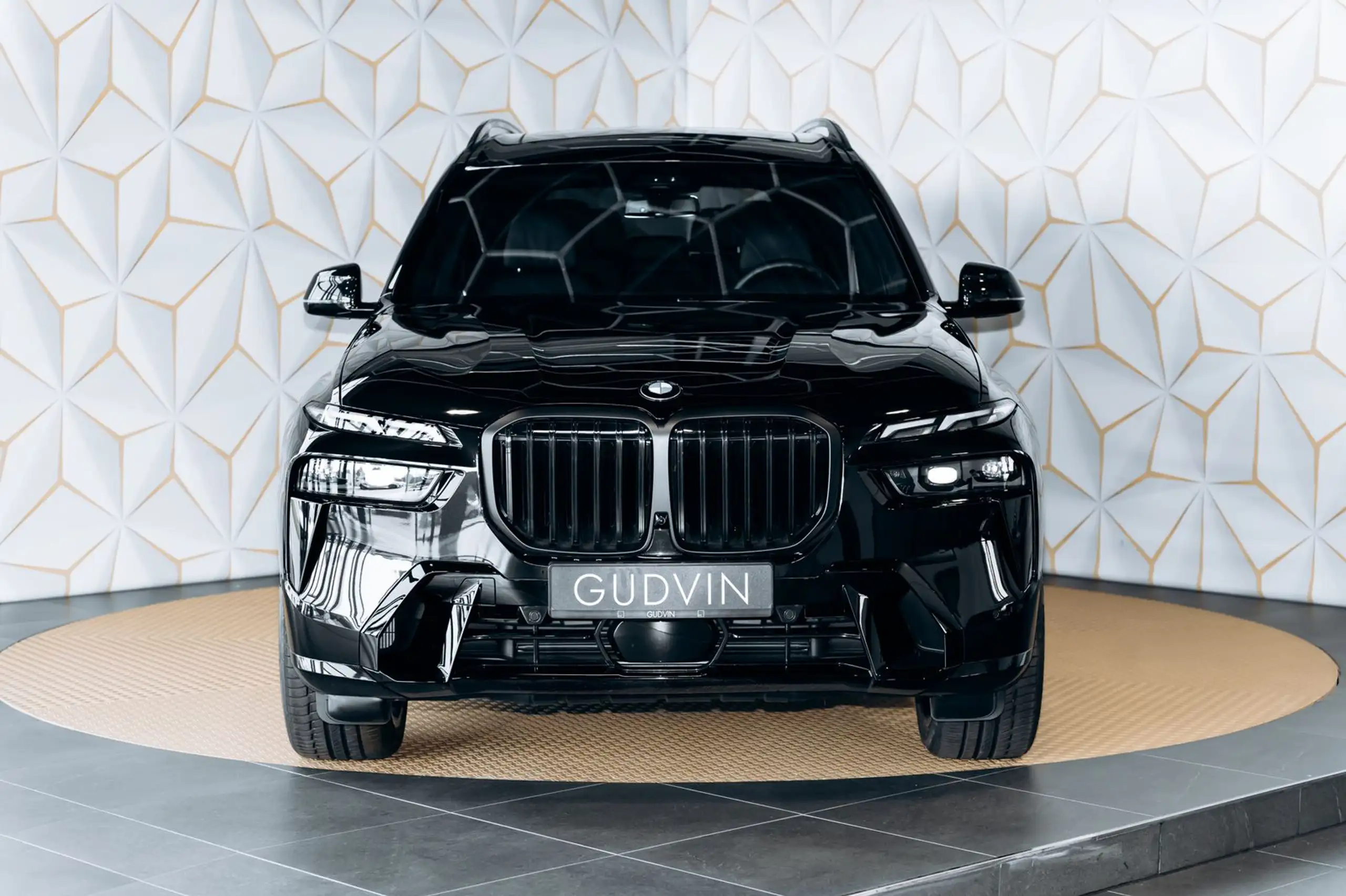 BMW - X7