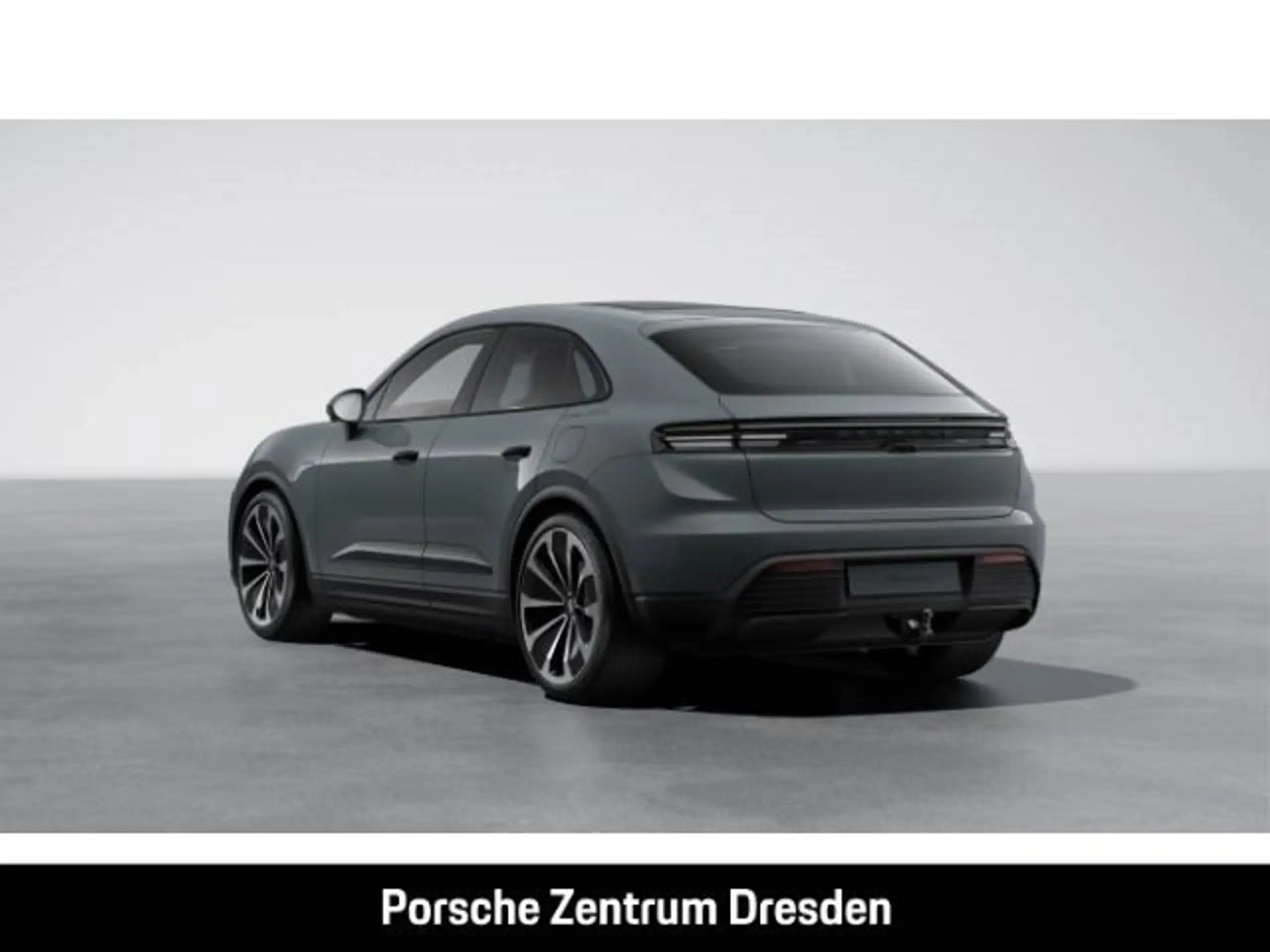 Porsche - Macan