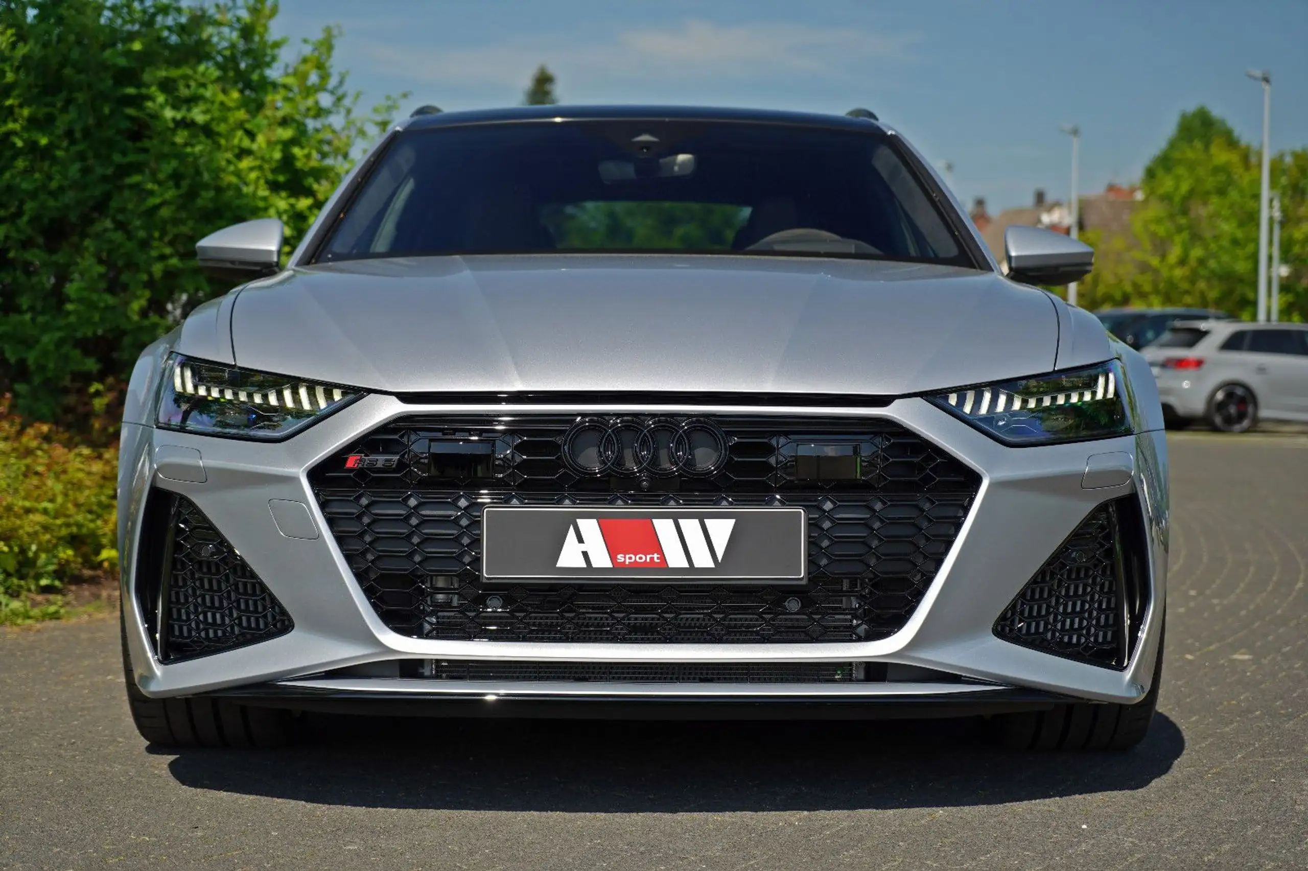 Audi - RS6