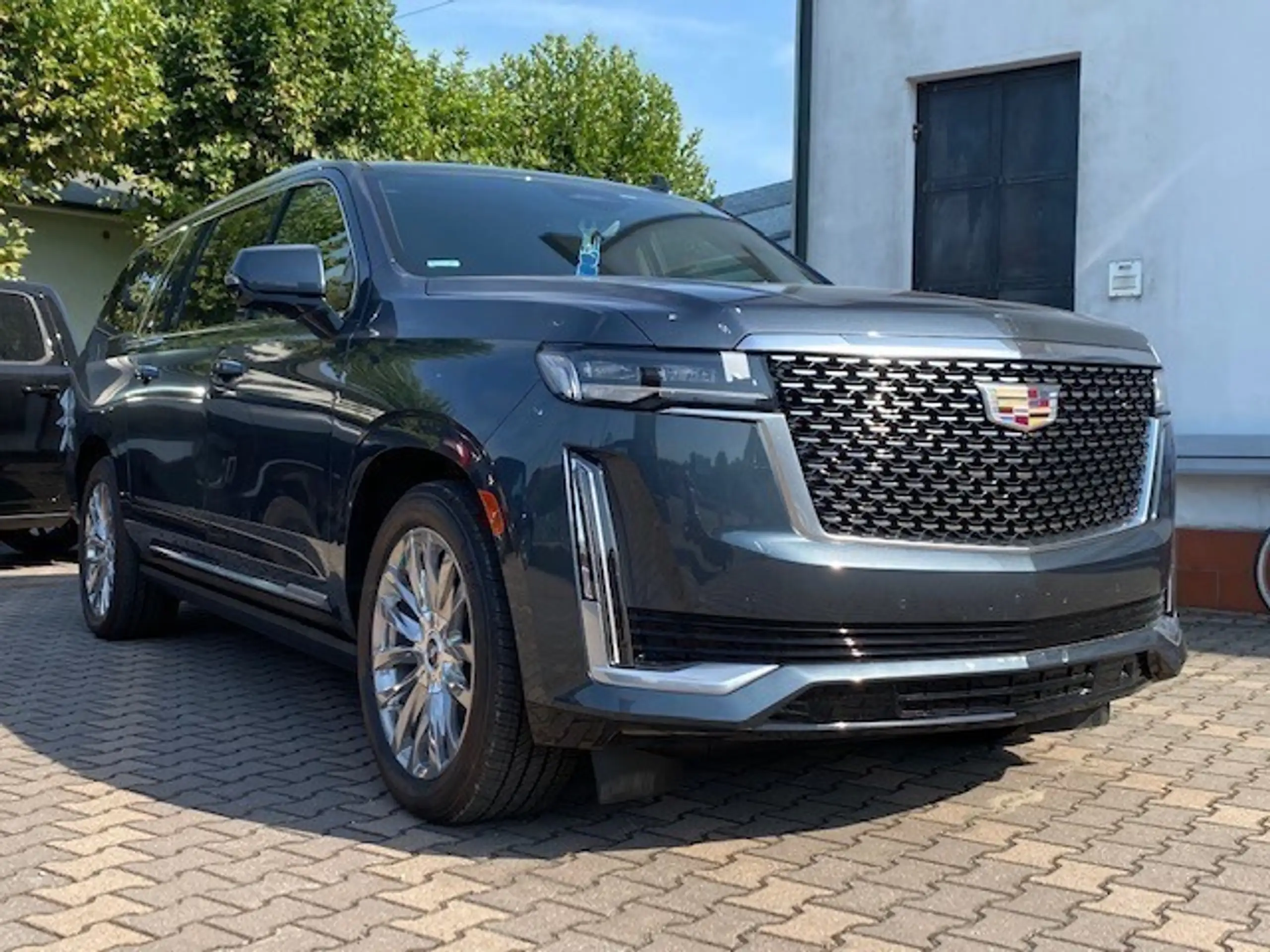 Cadillac - Escalade