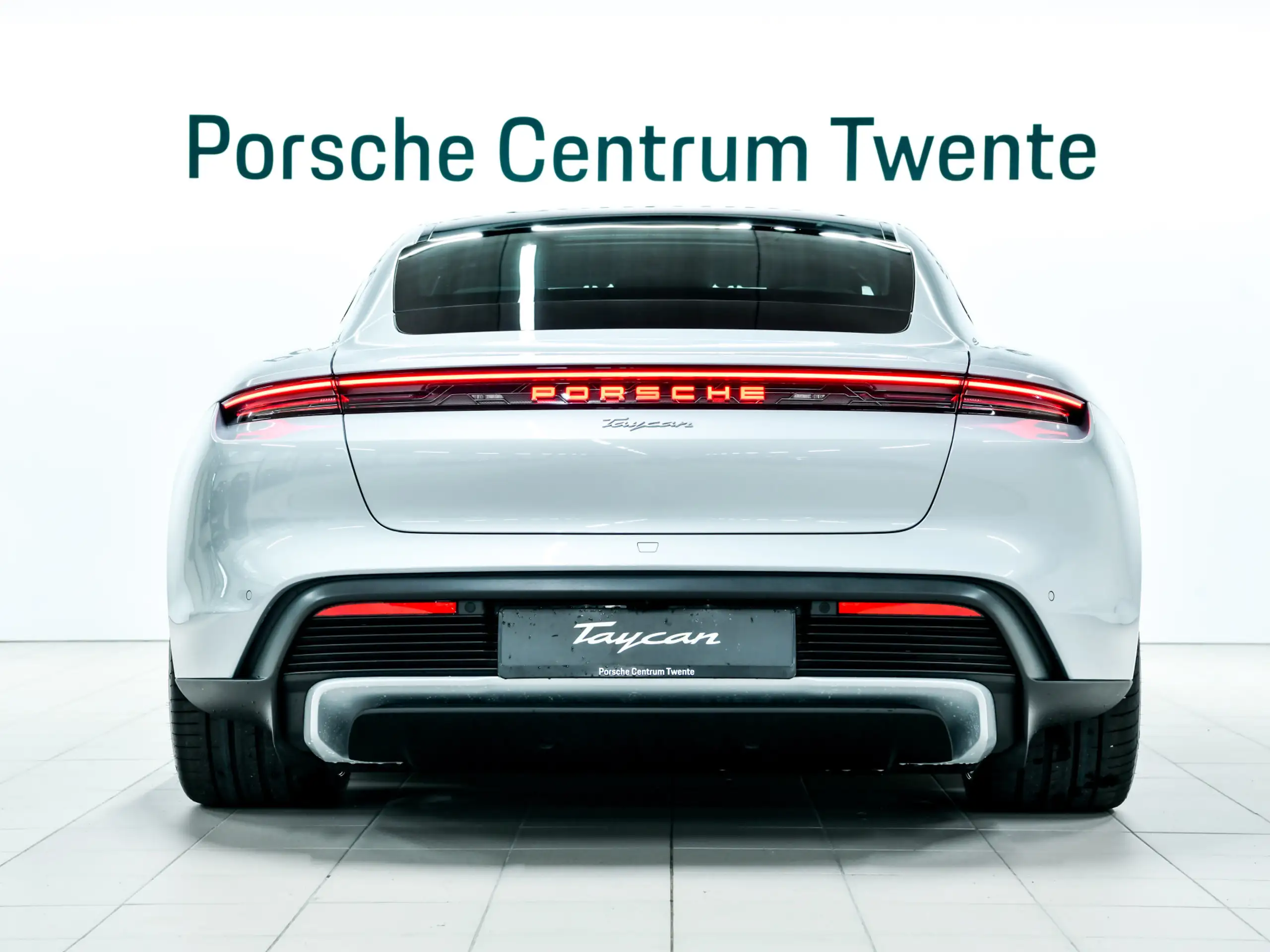 Porsche - Taycan