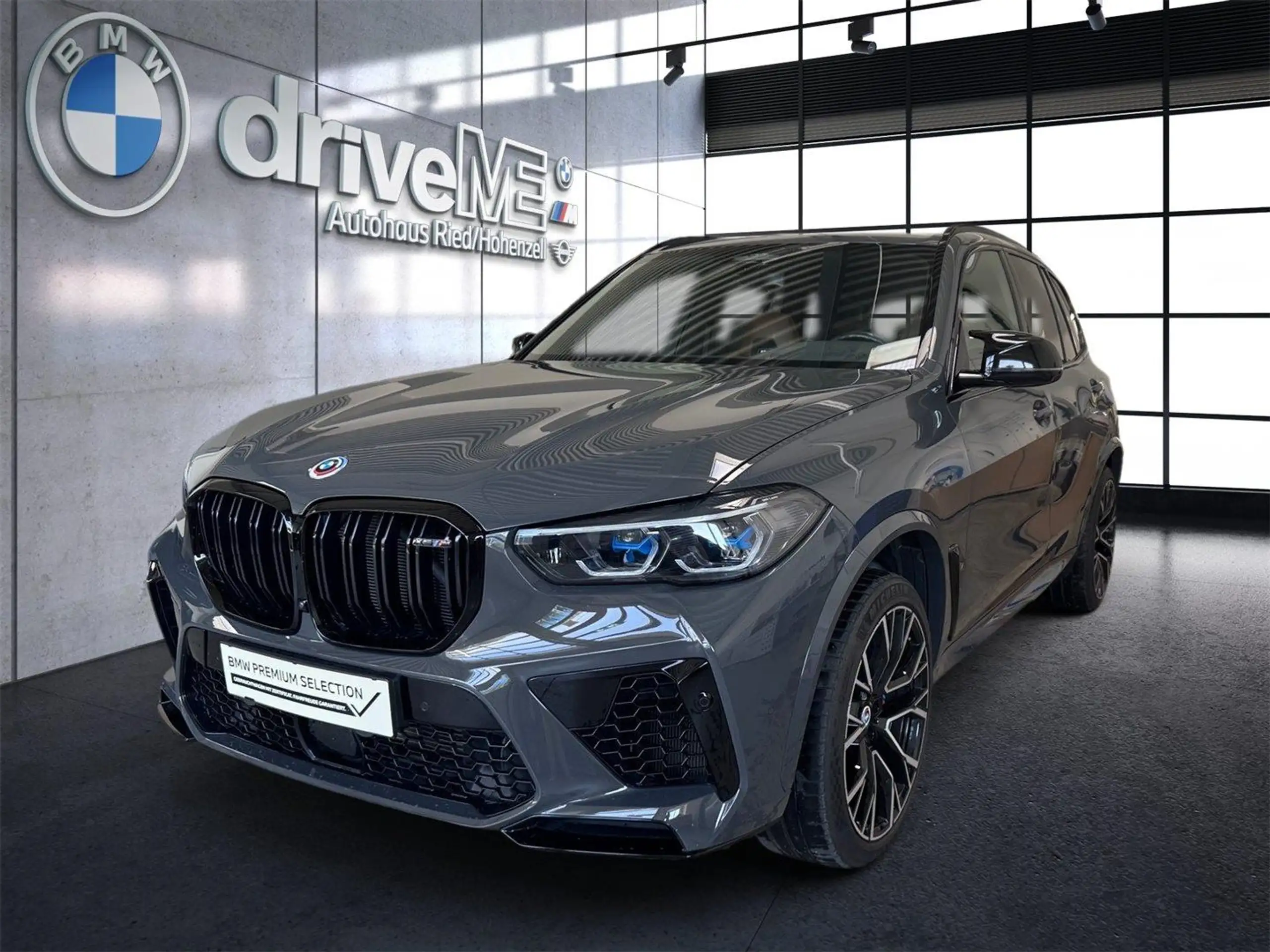 BMW - X5 M