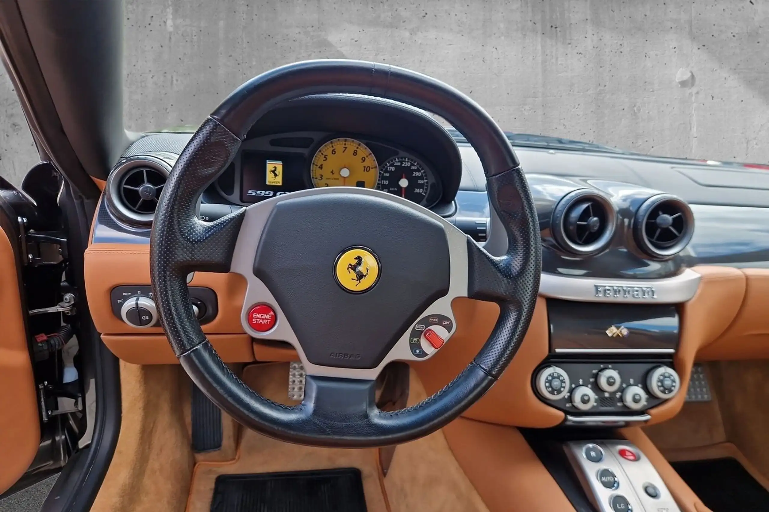 Ferrari - 599