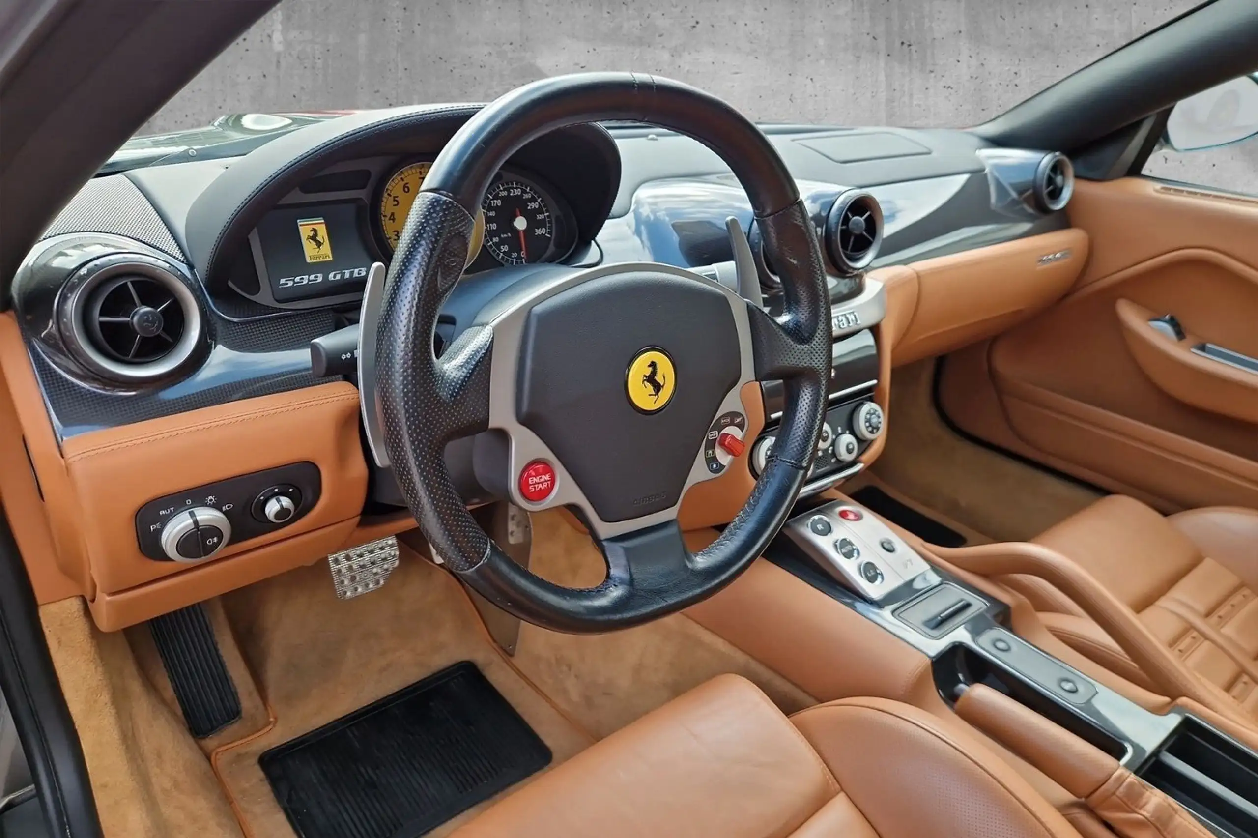 Ferrari - 599