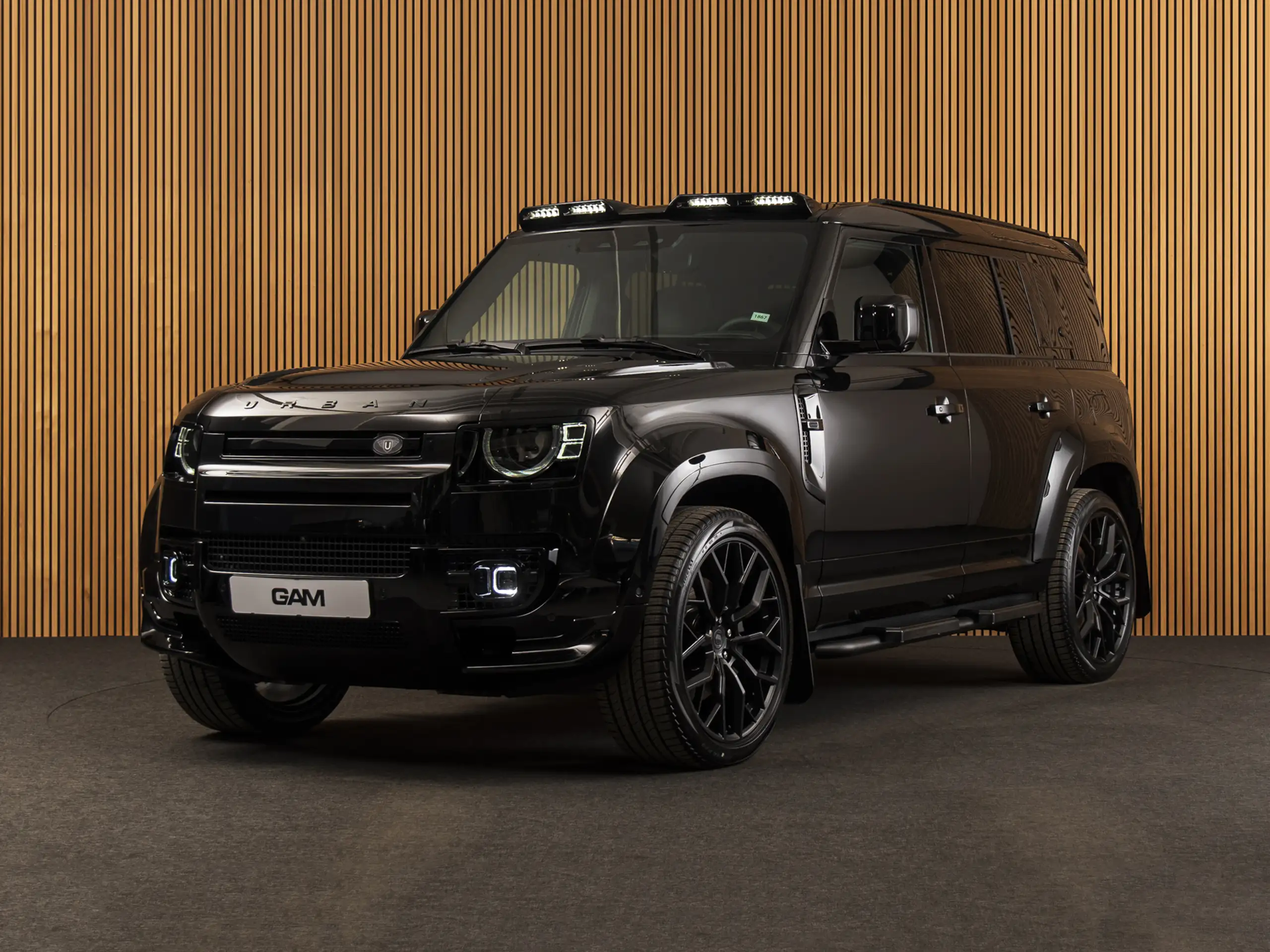 Land Rover Defender 2024