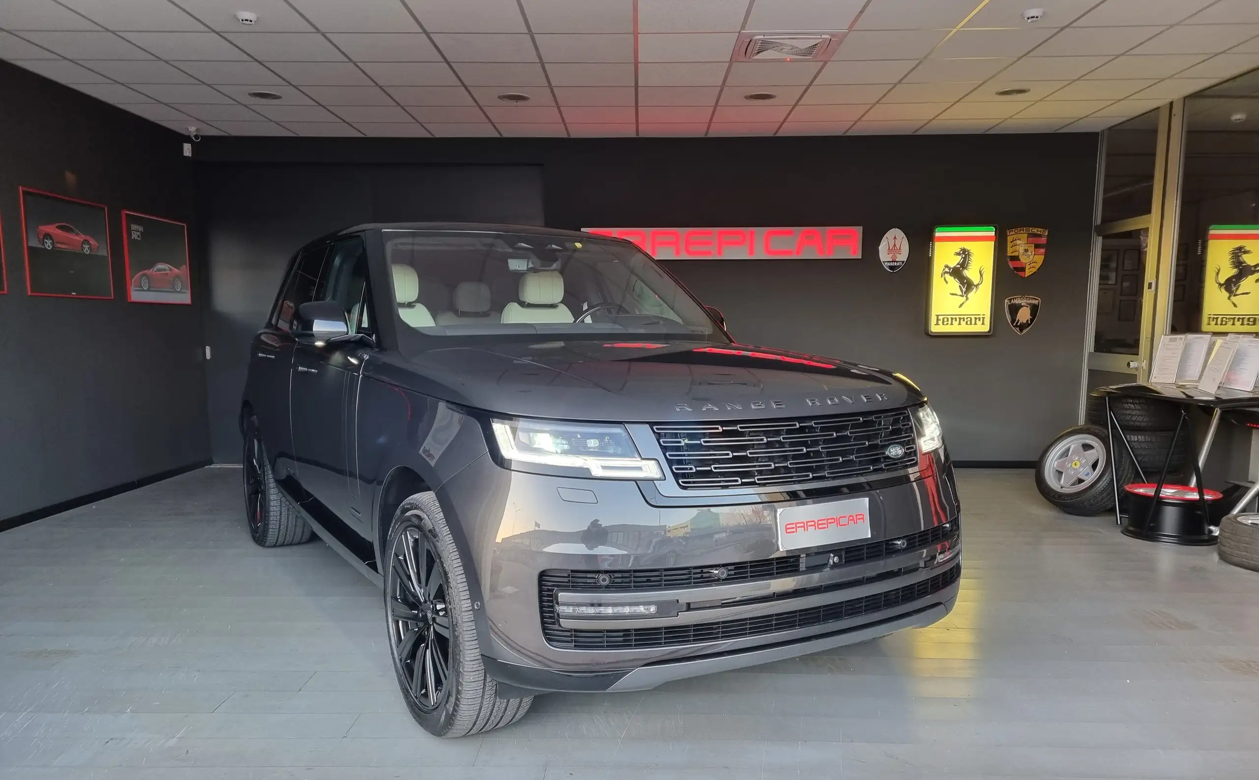 Land Rover Range Rover 2023