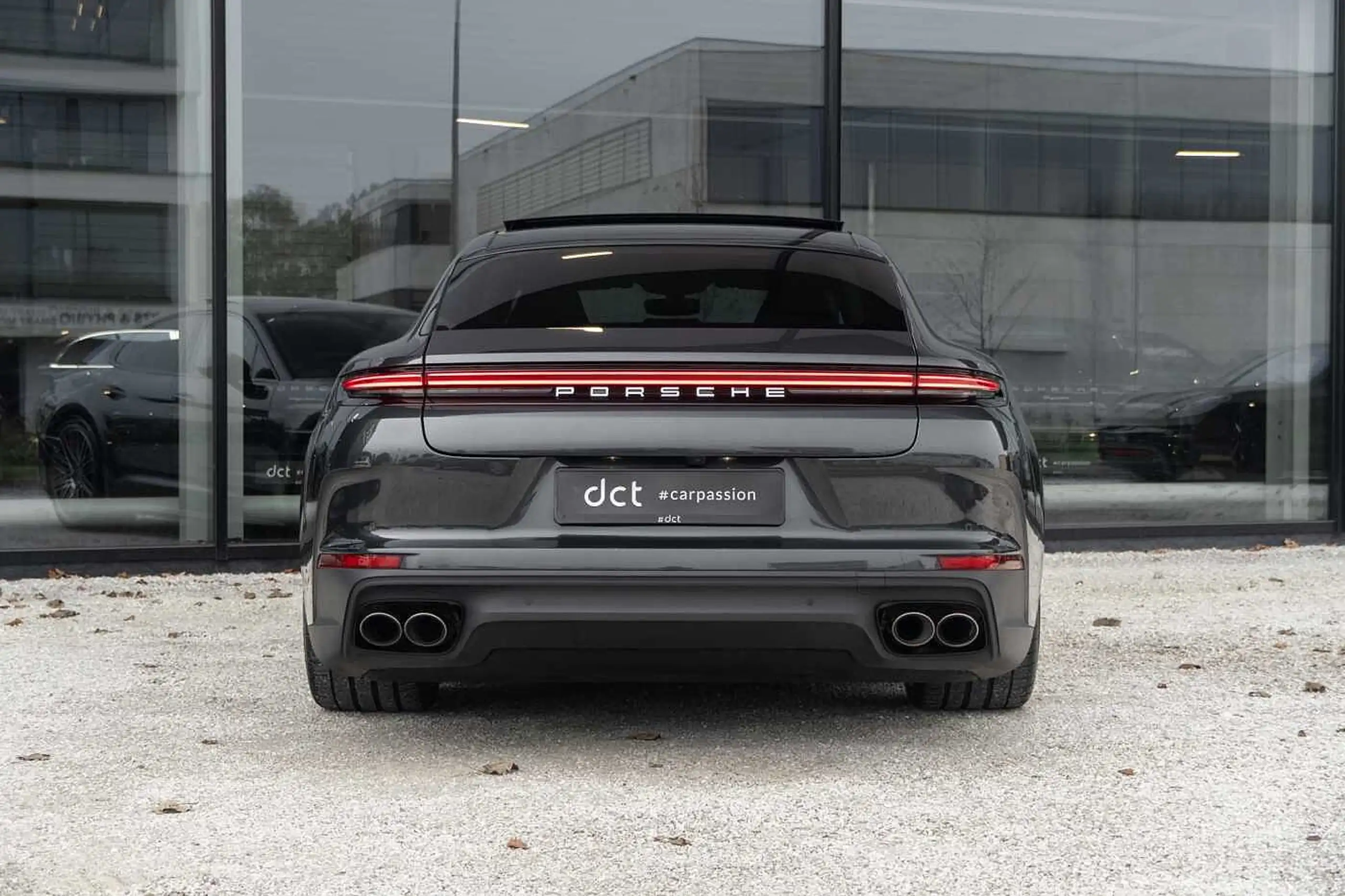 Porsche - Panamera