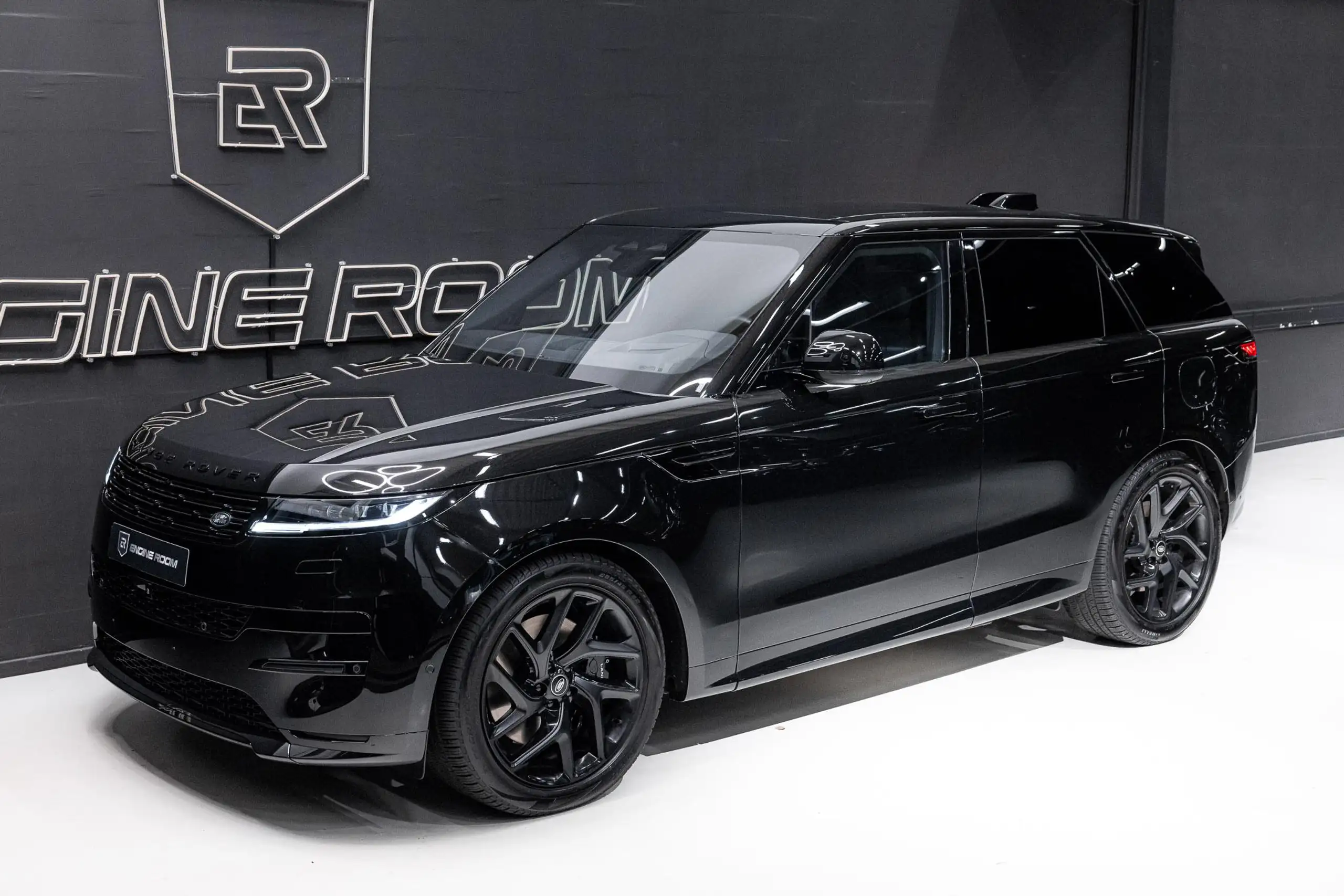 Land Rover - Range Rover Sport