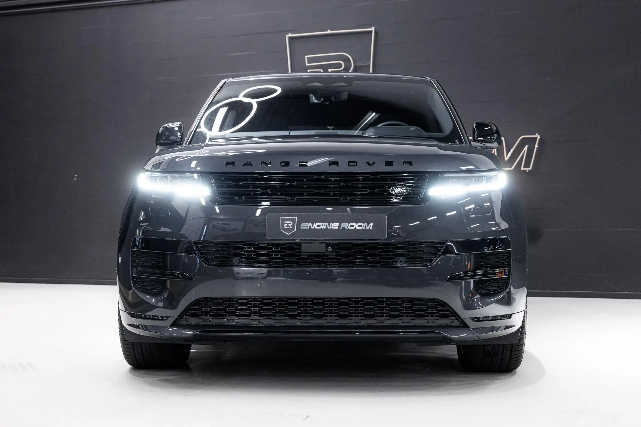 Land Rover - Range Rover Sport