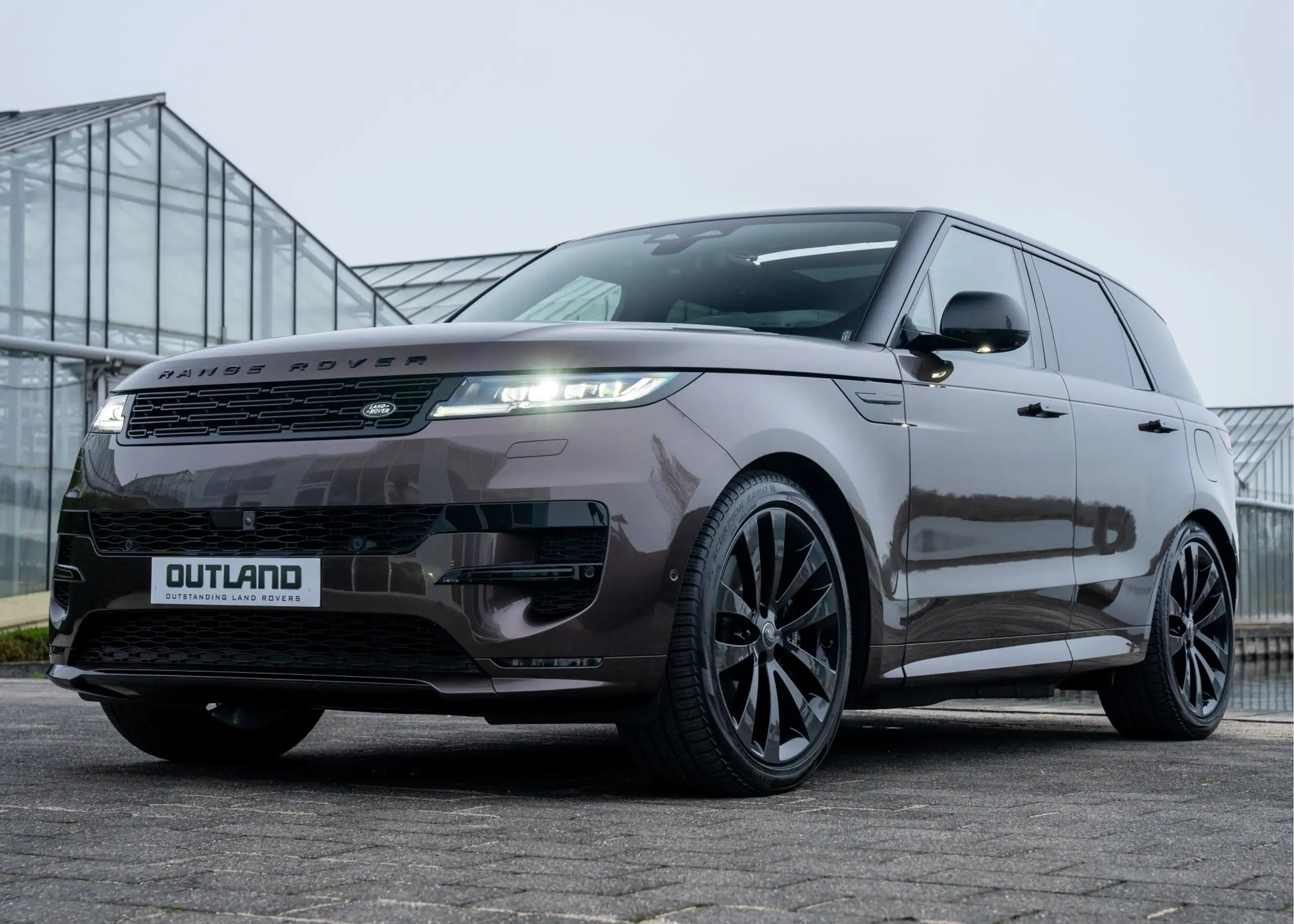 Land Rover - Range Rover Sport