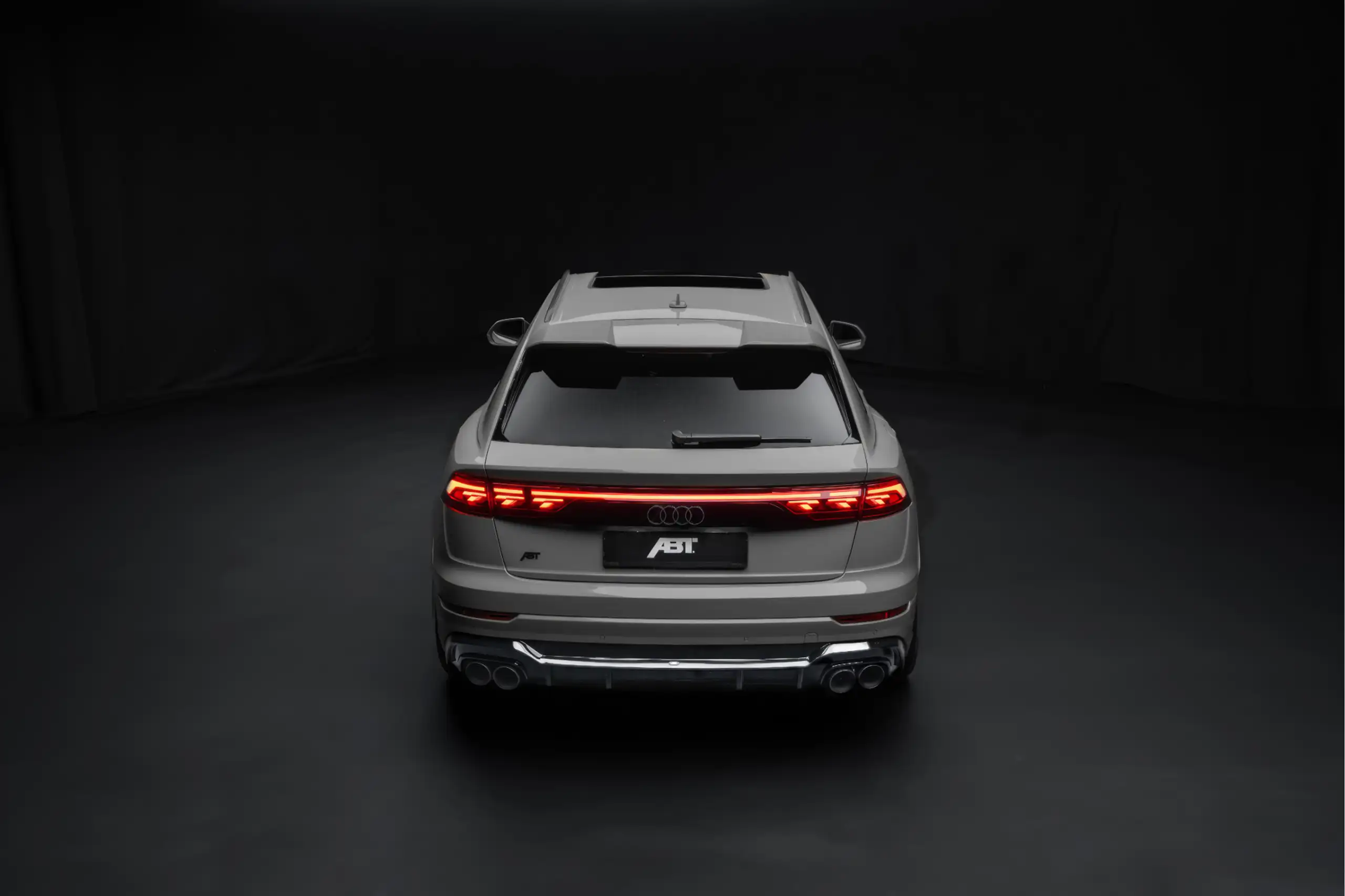 Audi - Q8