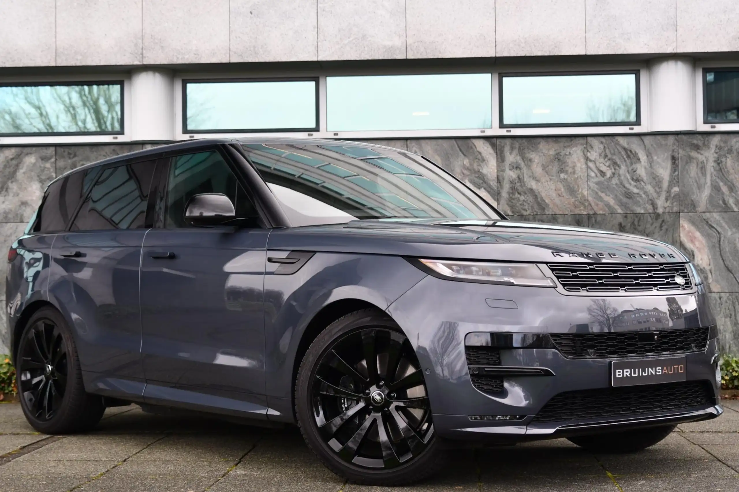 Land Rover - Range Rover Sport