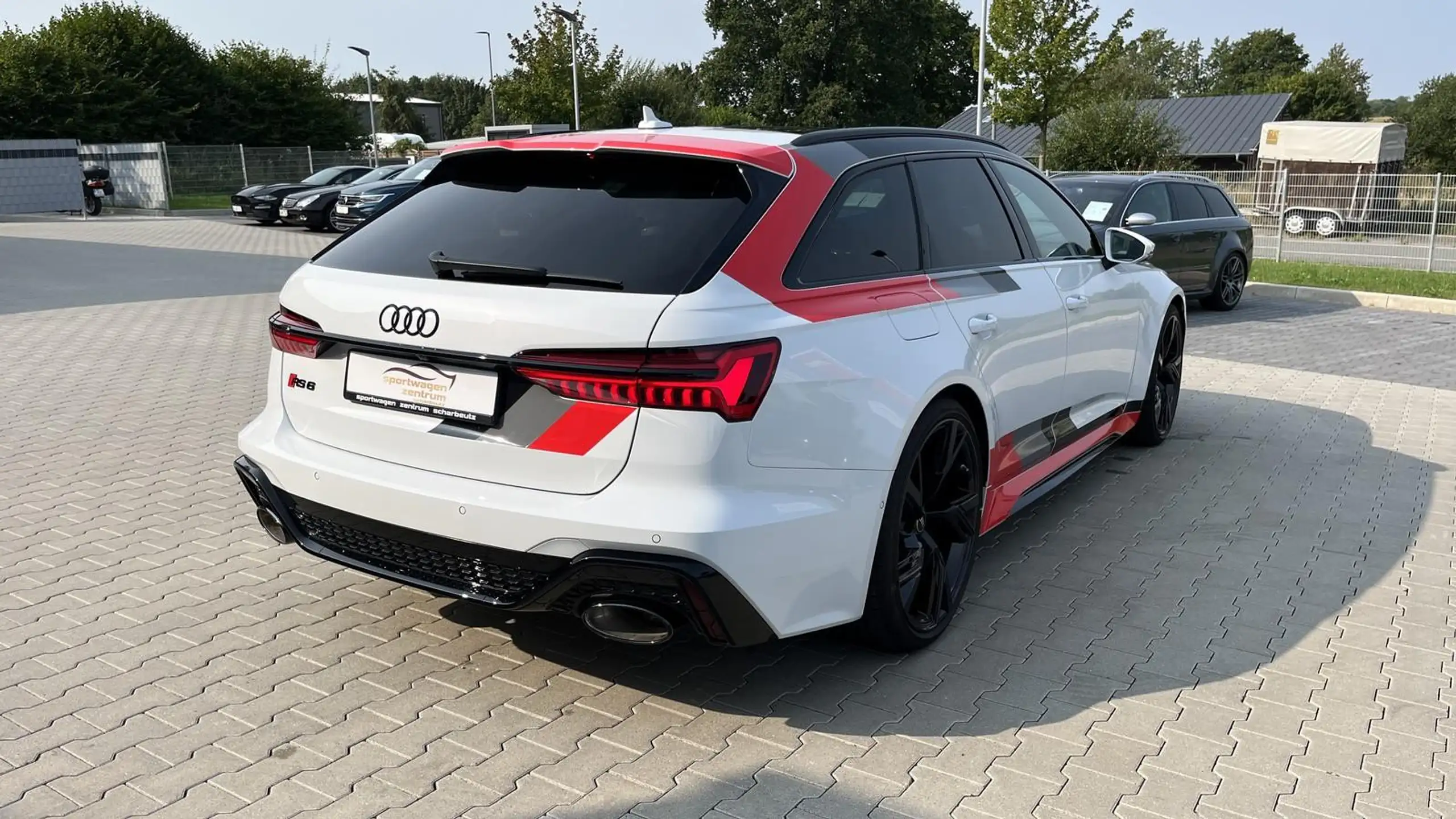 Audi - RS6